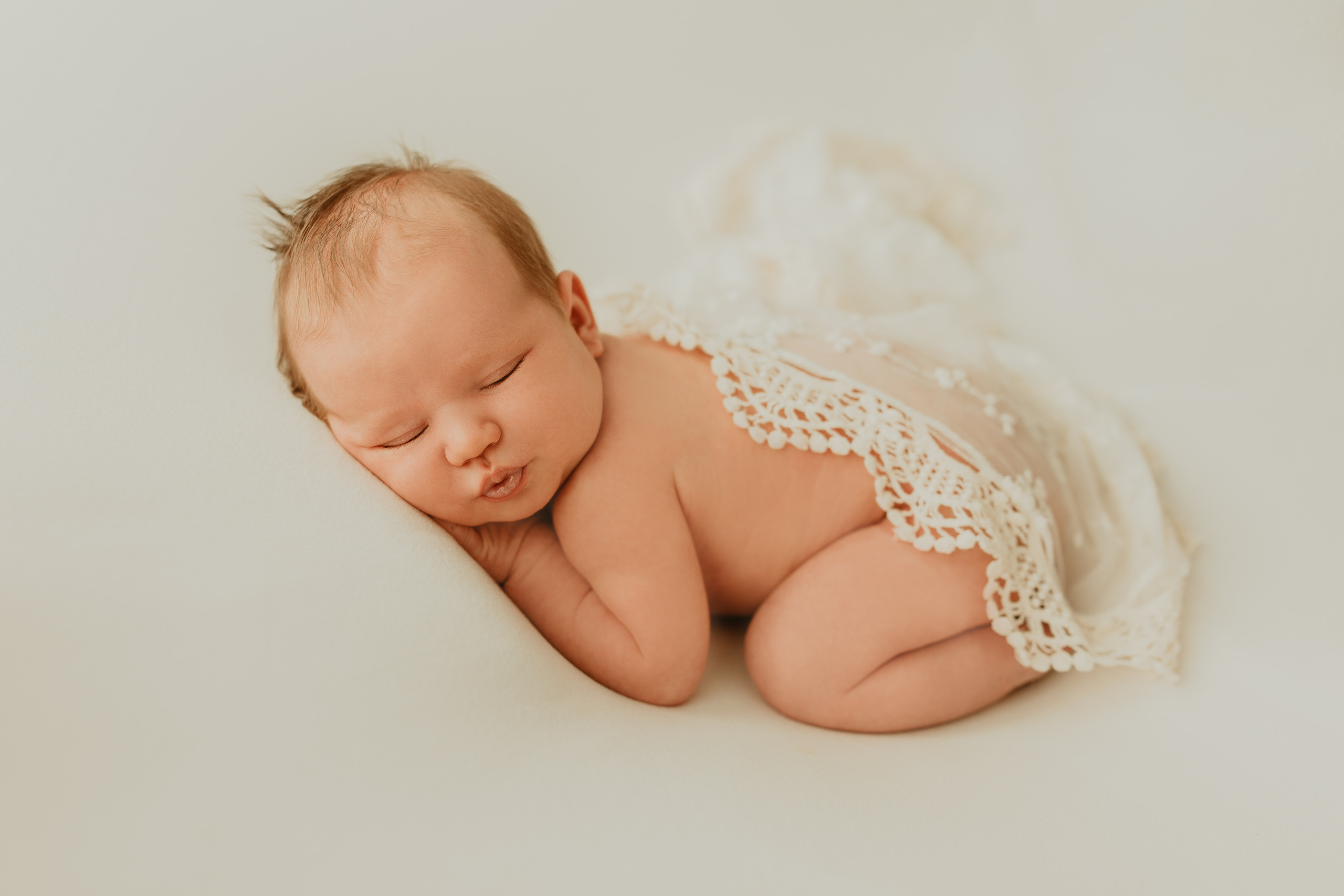 NEWBORN. Valokuvaaja Itä-Uudellamaalla Viktoria photography