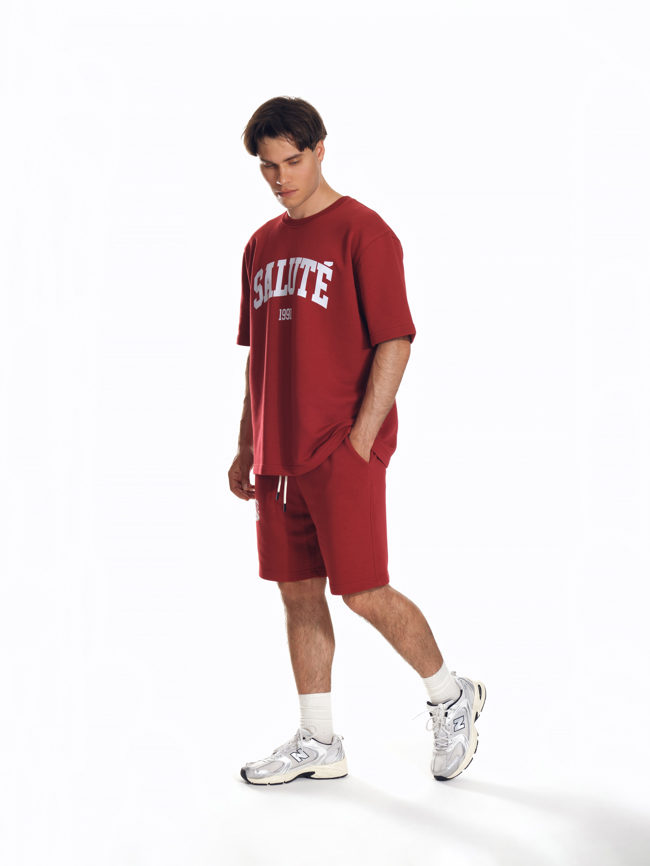 Salute Item LB'23. Commercial fashion photographer based in Turkey and Europe