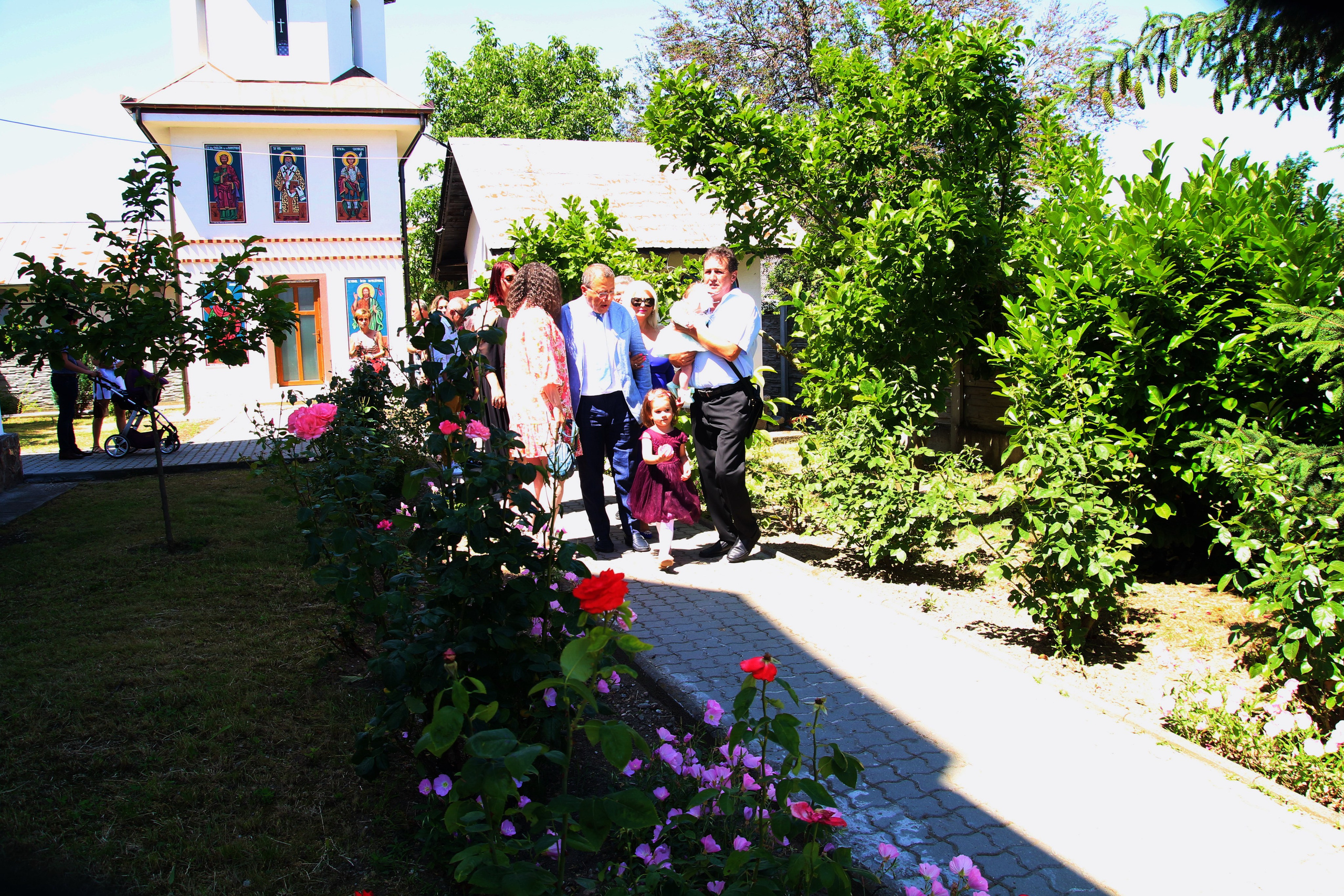 BYZO MEDIA. PETRU BYZO - family and children photographer in ROMANIA