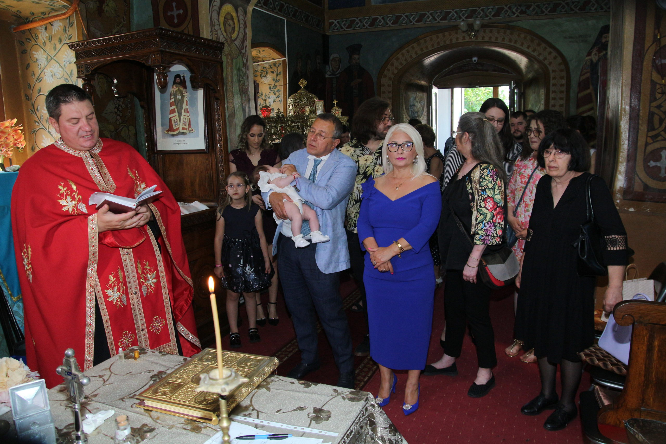 BYZO MEDIA. PETRU BYZO - family and children photographer in ROMANIA