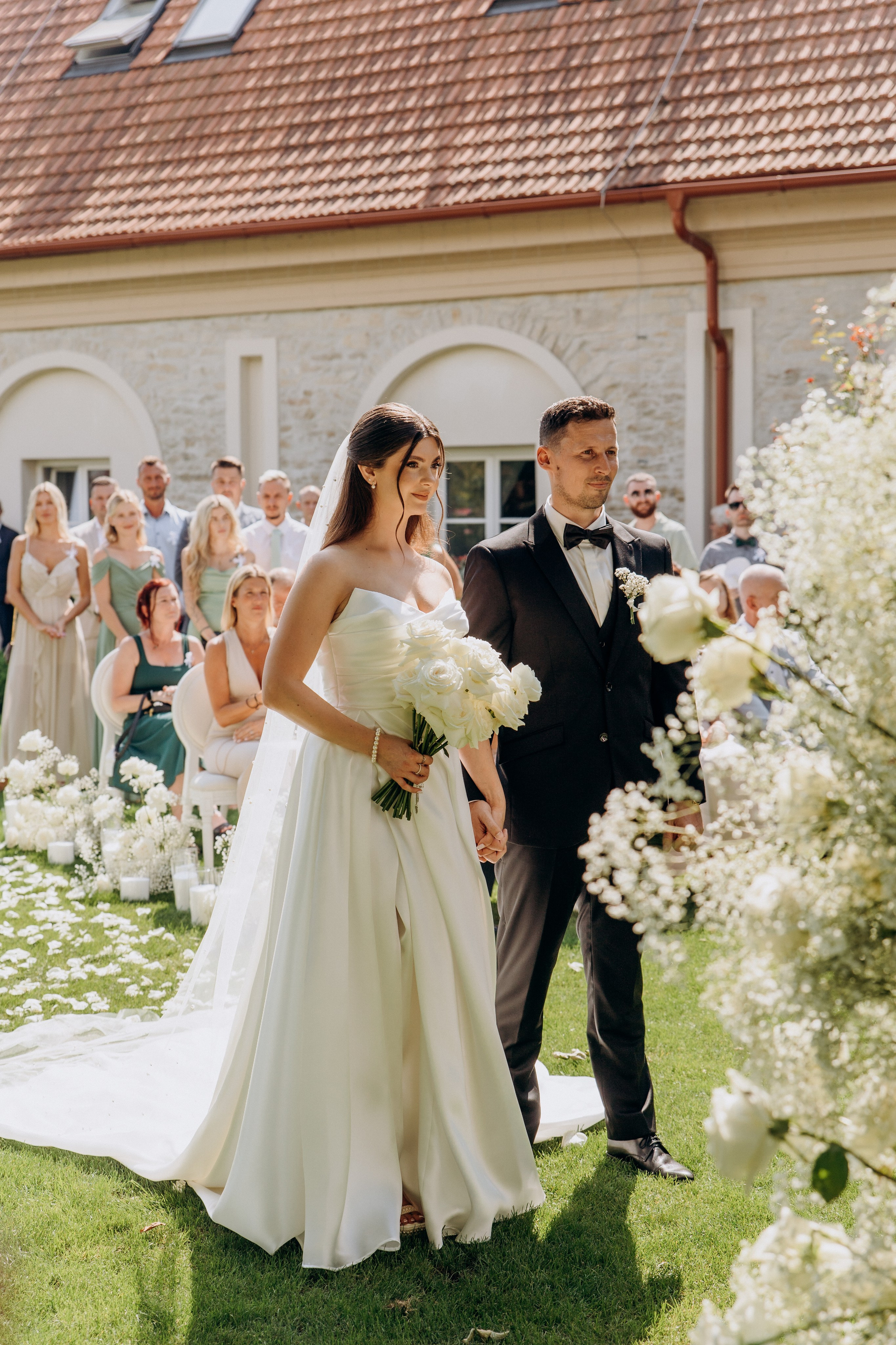 Wedding moments at Na Kmine