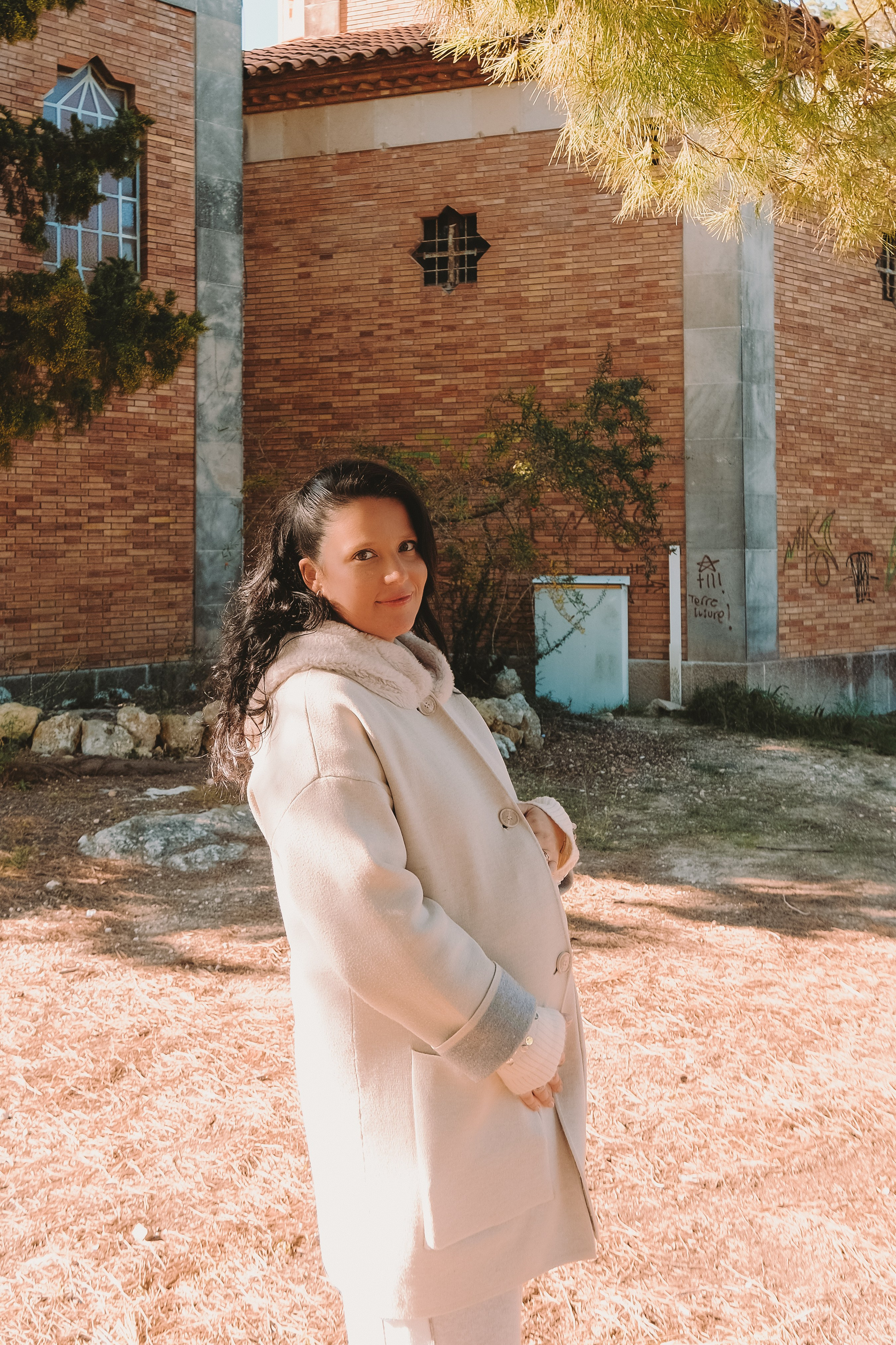 Sesión familiar embarazo. Fotografía profesional en Calafell - Elena Medvedeva