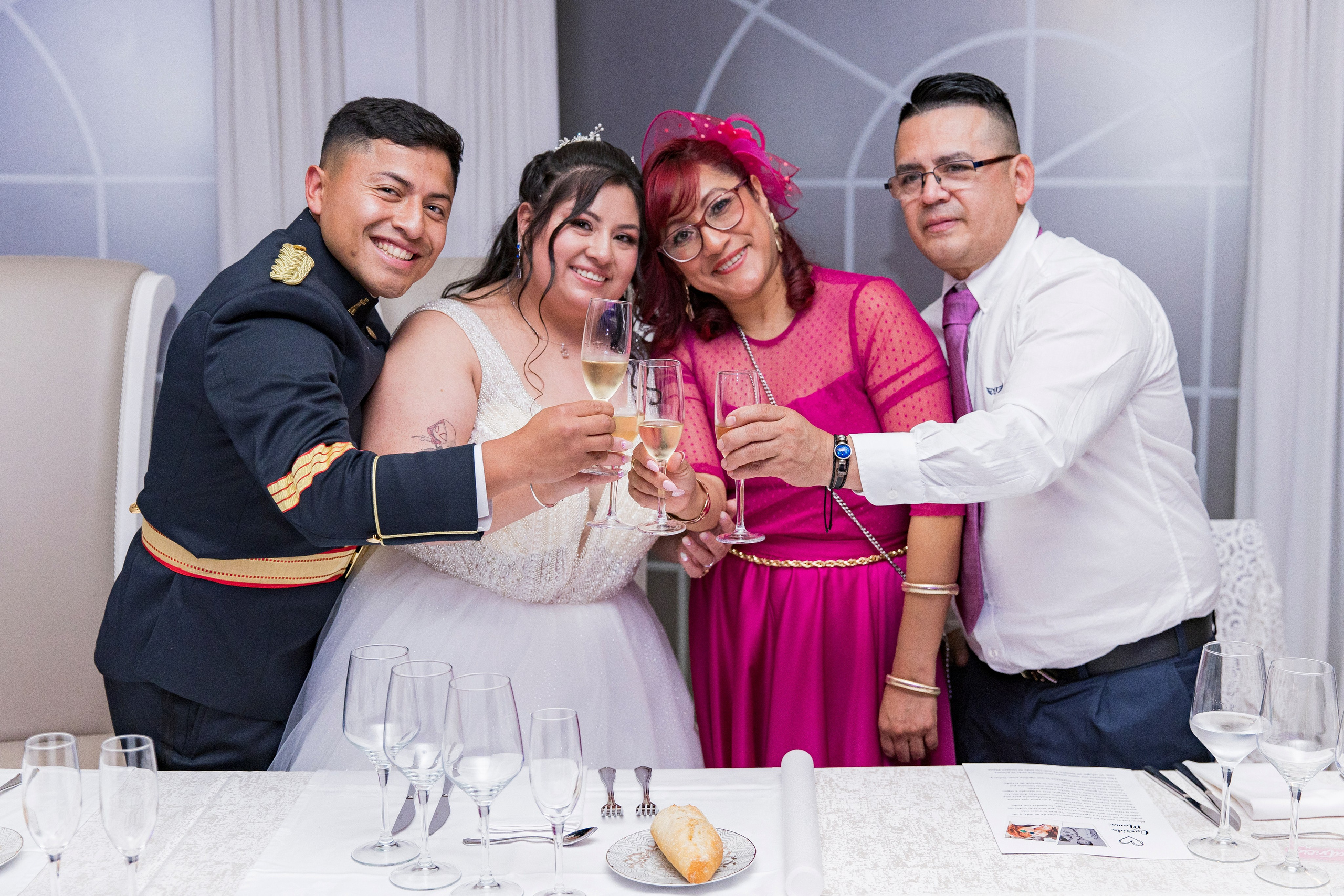 Alisan & Christofer – 2 de mayo de 2025. Rainbox Estudio de Fotografía
