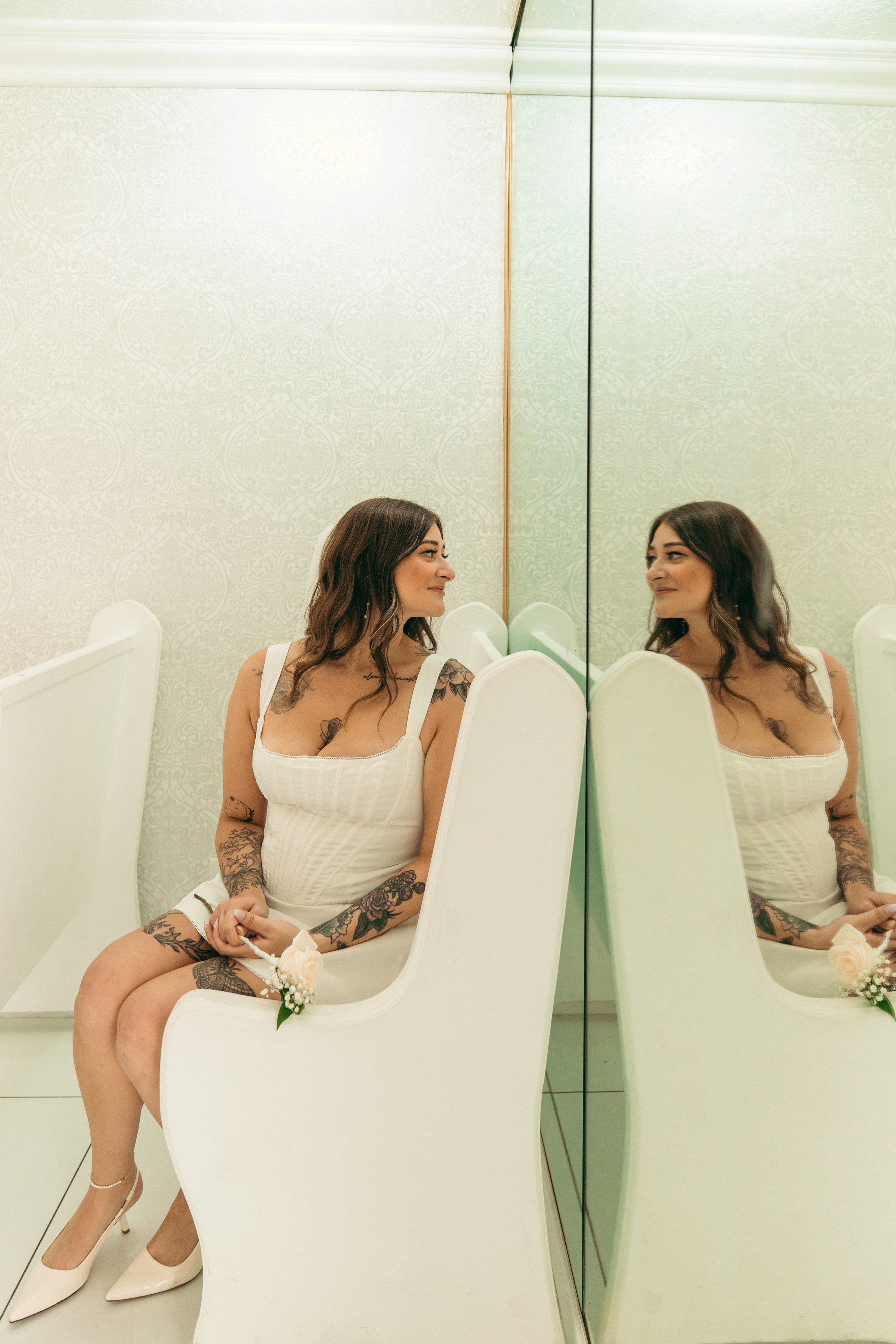 Erin&Jonathan. Wedding & elopement photographer Viktoriya Kravtsov. Las Vegas