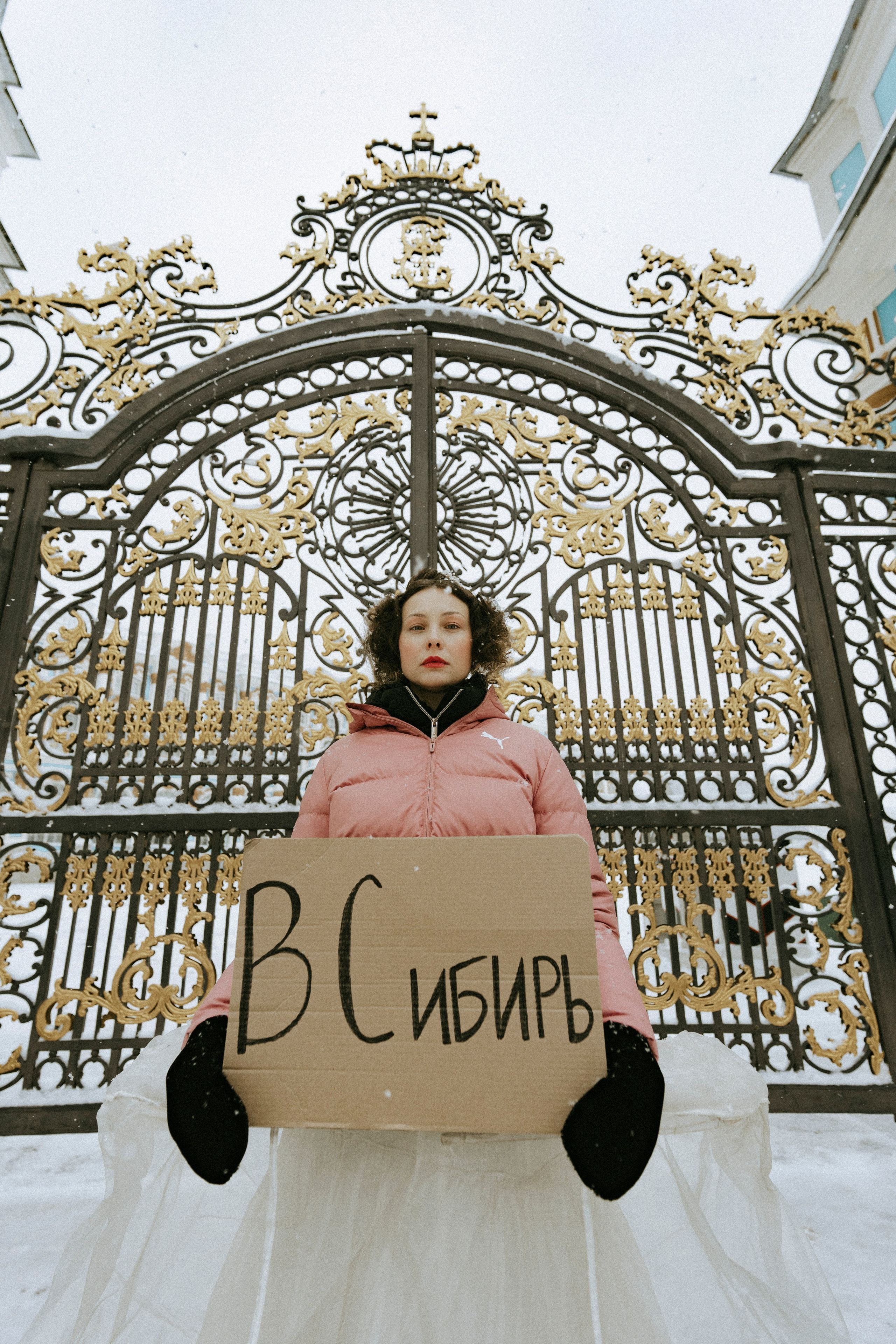 ДЕКАБРИСТКИ. Стрит-фотография, полная абсурда, идиотизма и красоты