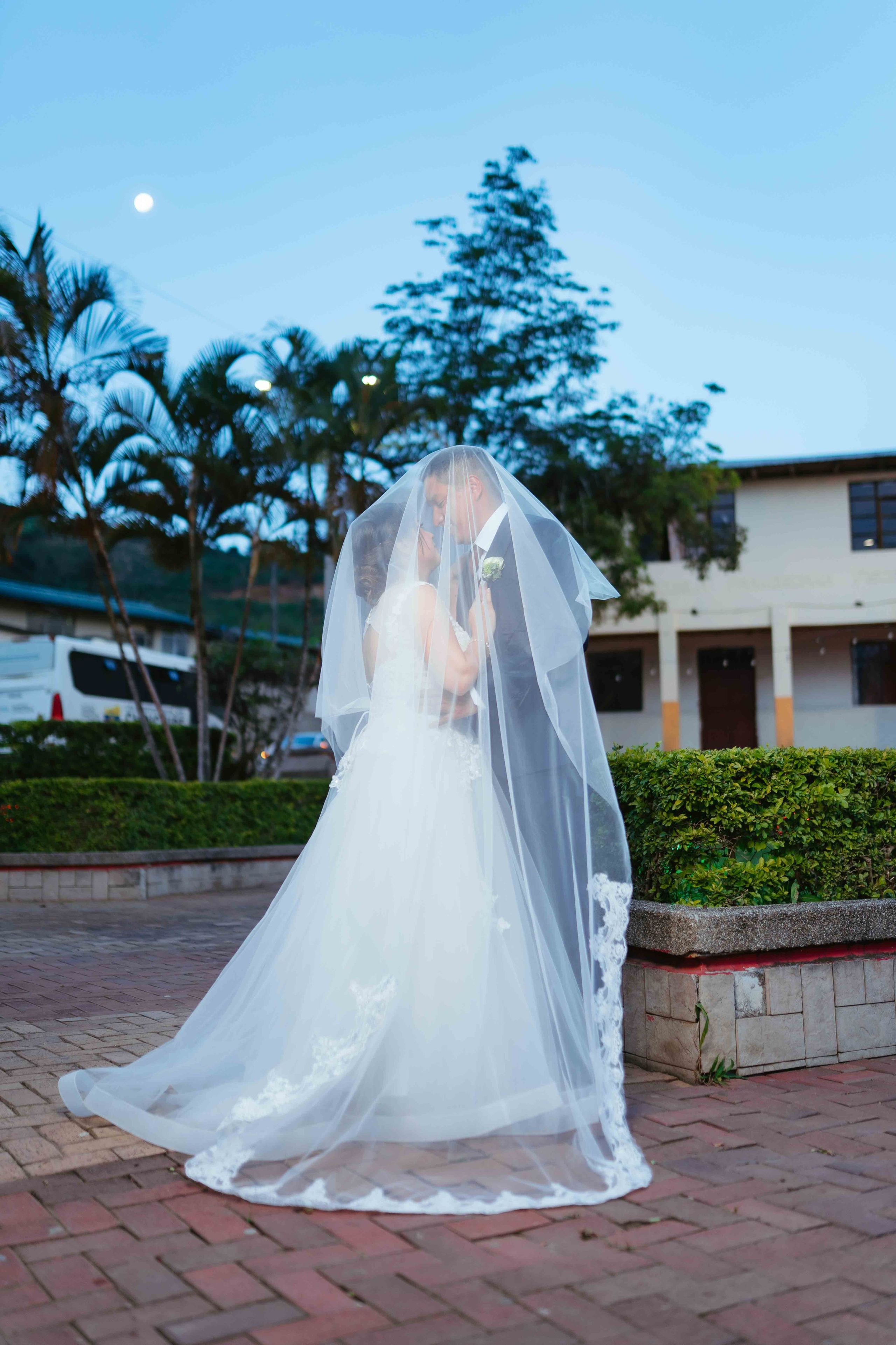 fotografo de bodas en loja ecuador ceremonia iglesia pareja