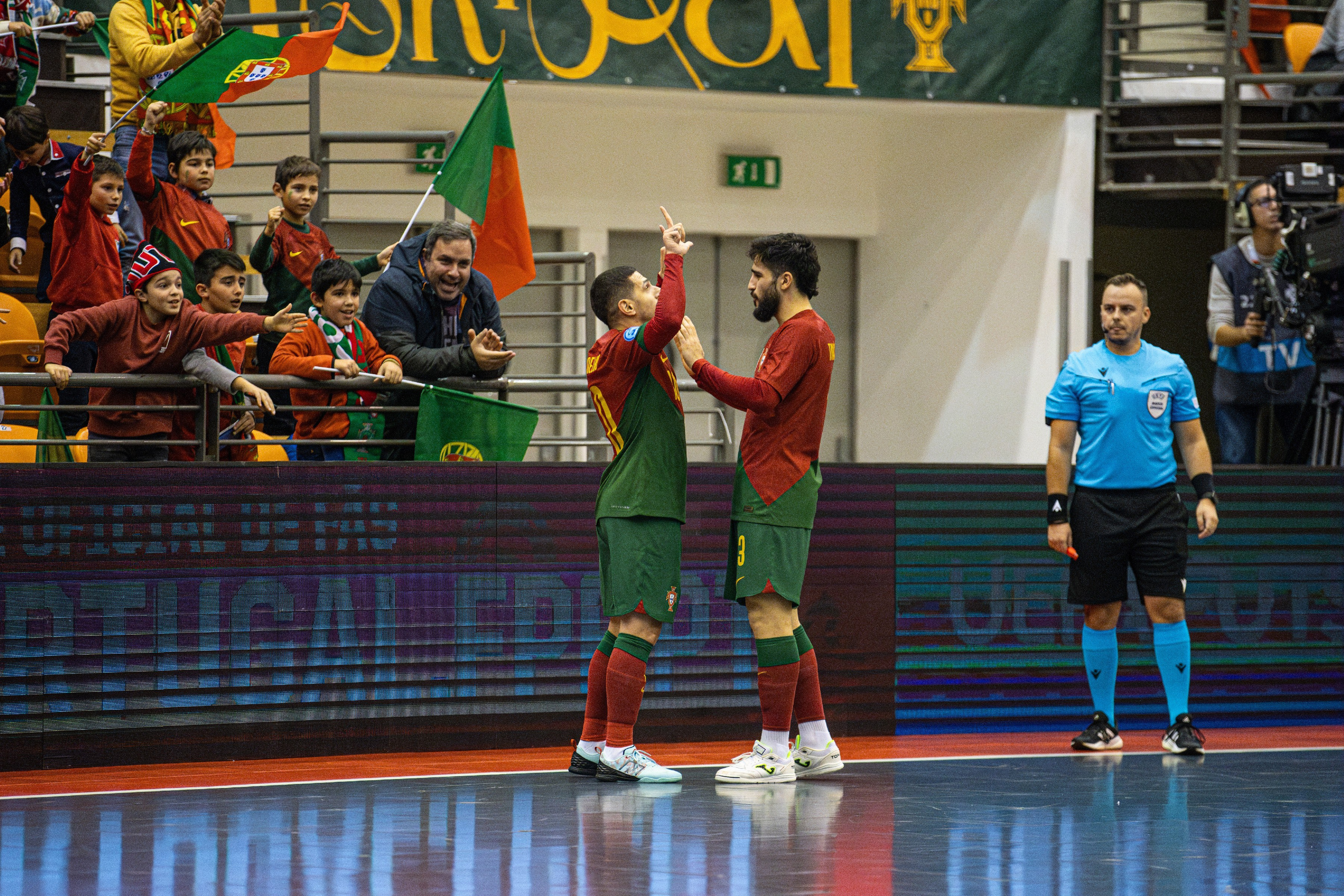 UEFA Futsal Qualifiers '23 — POR x FIN. Rafael Ferreira Fotografia