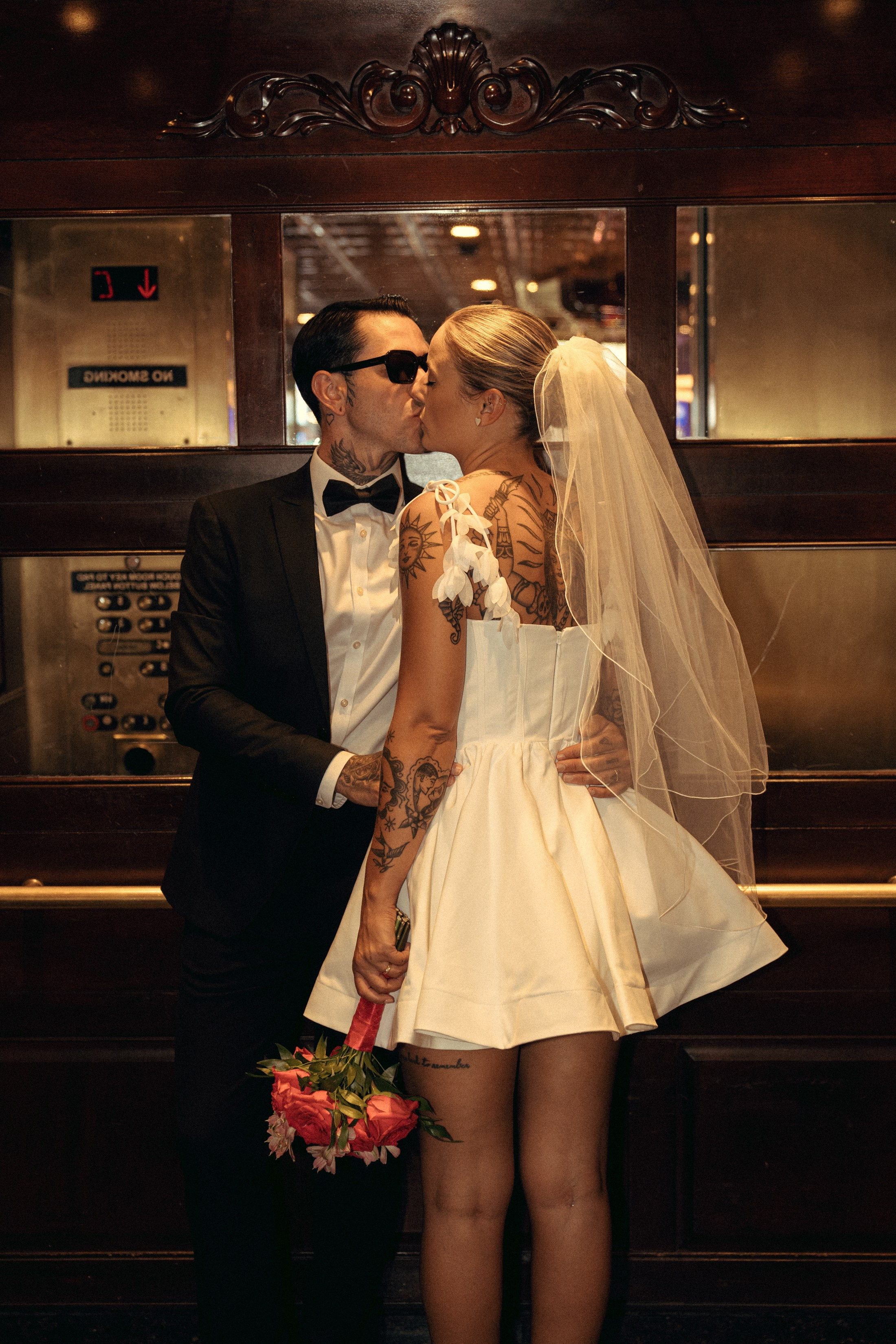Klara&Marsel. Wedding & elopement photographer Viktoriya Kravtsov. Las Vegas