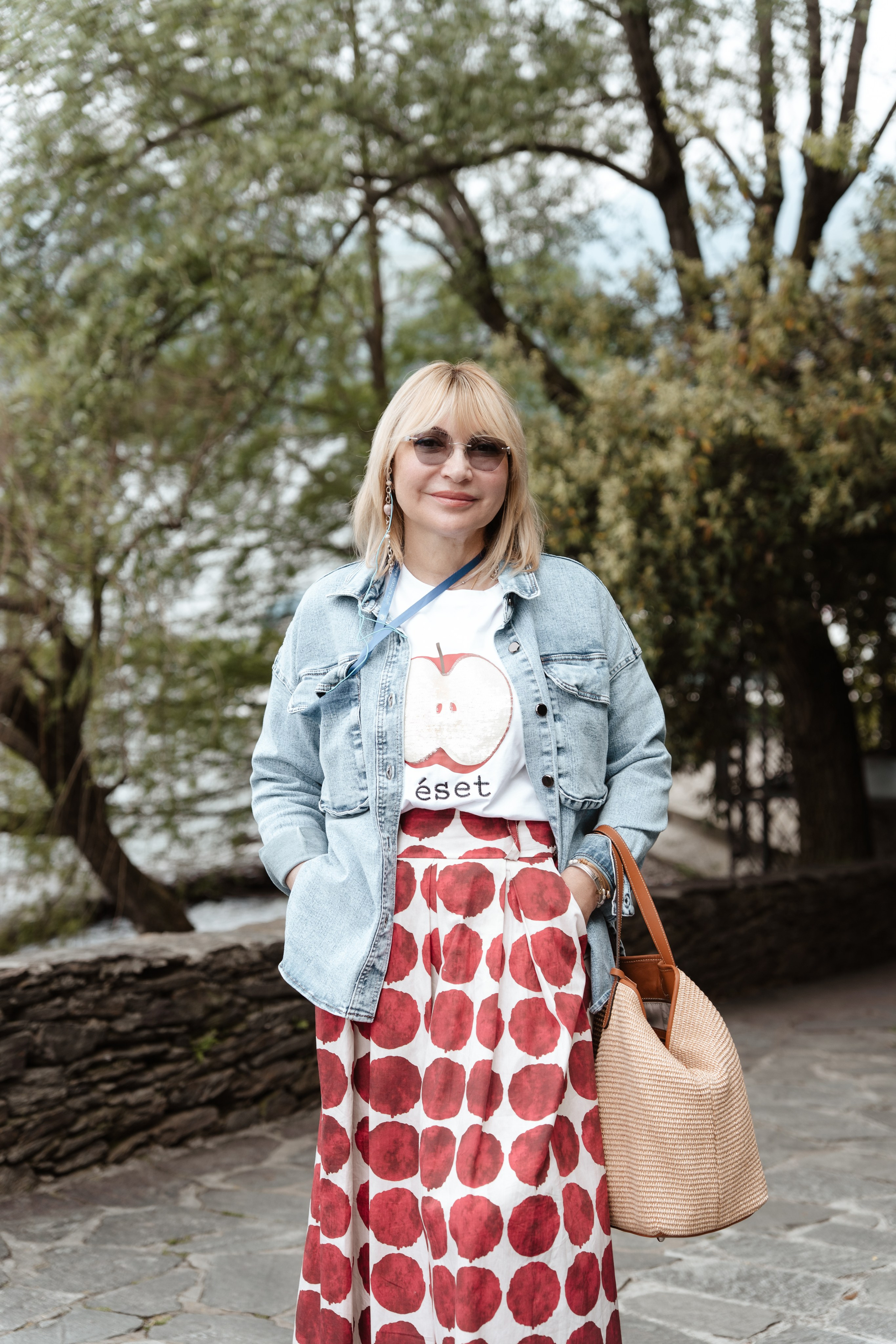 NATALY AND TATIANA_ ISOLA BELLA AND MADRE _LAKE MAGGIORE. PHOTOGRAPHER IN ITALY