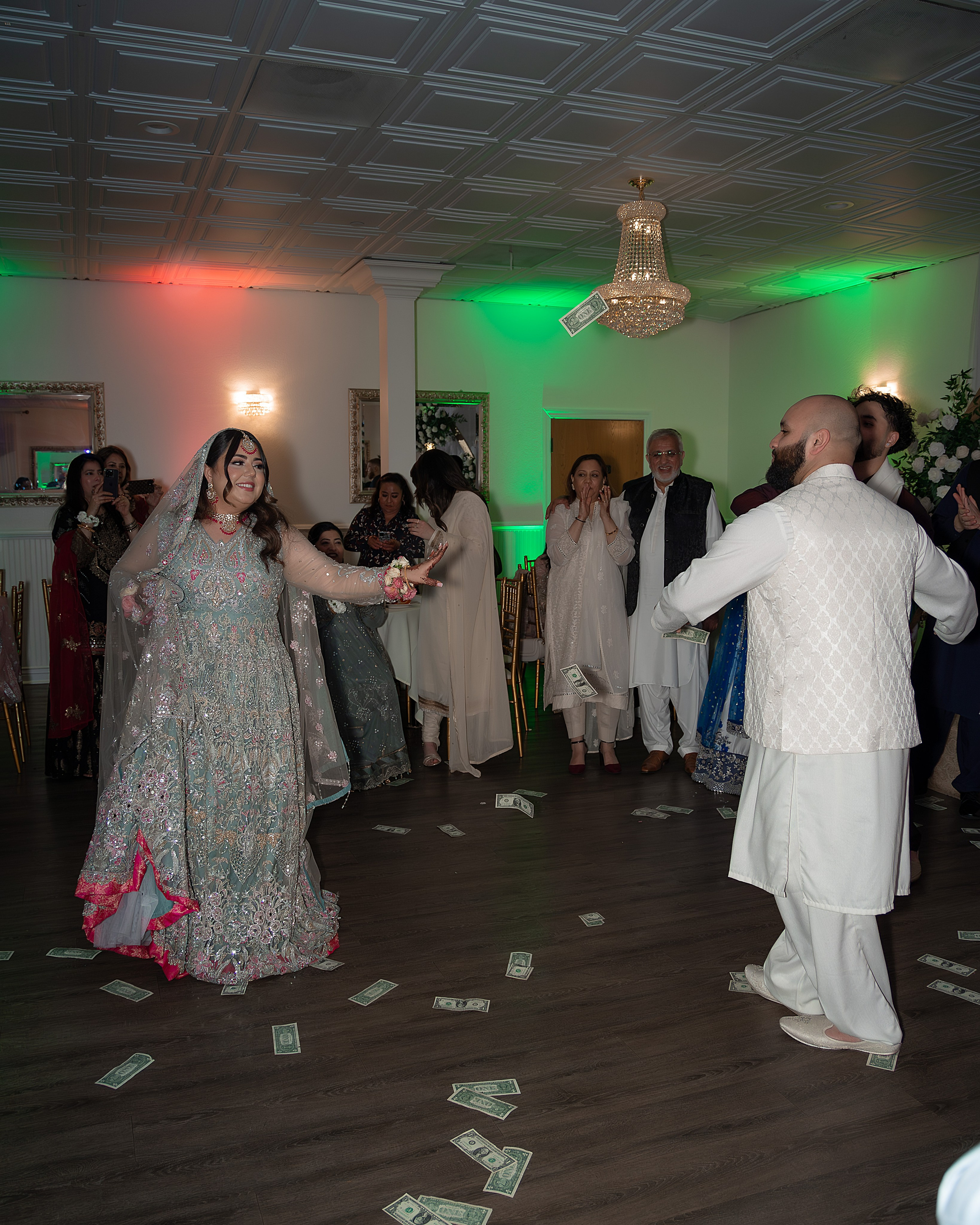 WEDDING PHOTOGRAPHY. Couples & Families photographer in Bay Area, San Jose, California