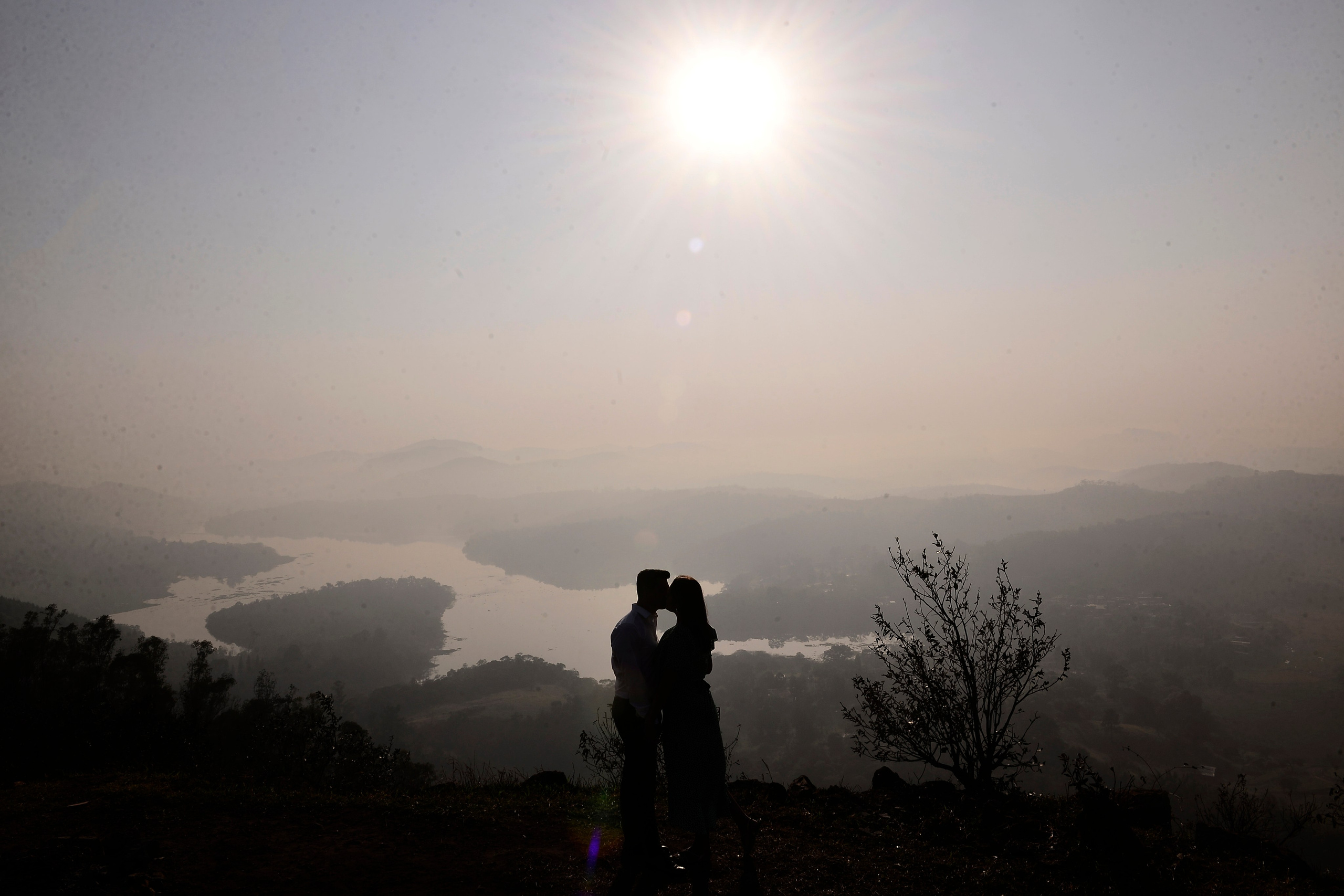 Jaqueline & Rodolfo — Morro do Capuava, Pirapora do Bom Jesus. Produtora Bride