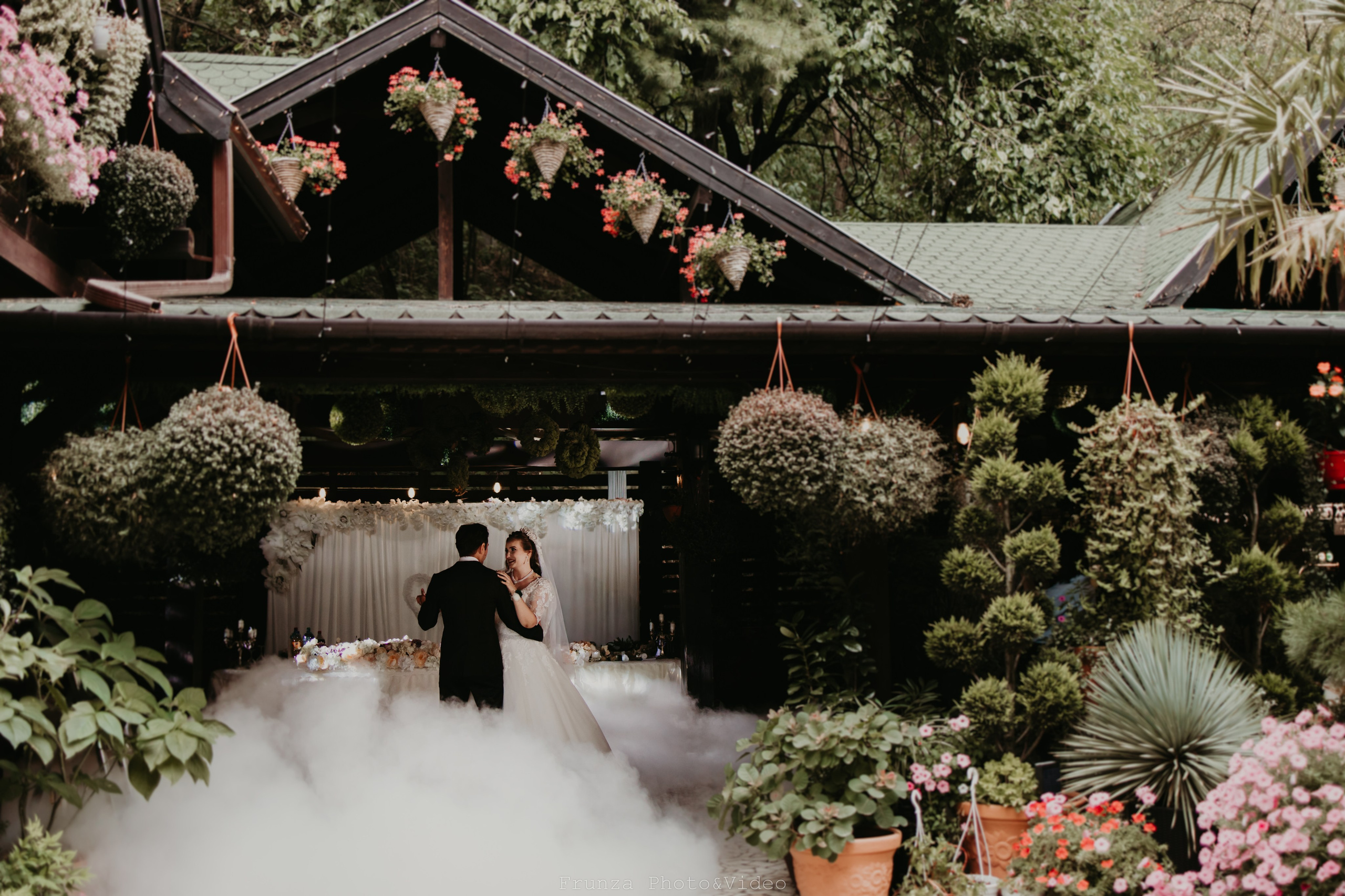 Weddings. Foto / Video nunta Deva, Hunedoara