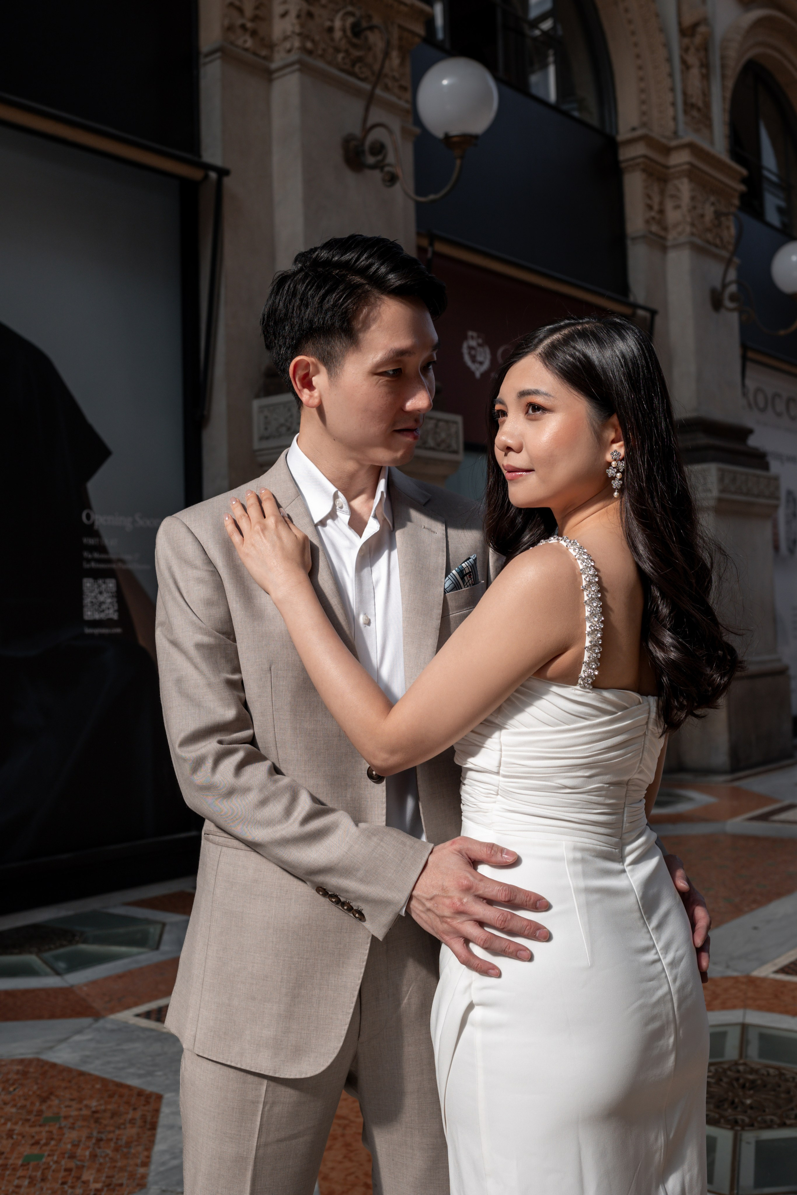 Walk in Milan. Photographer in Milan |Mila Pro Photo