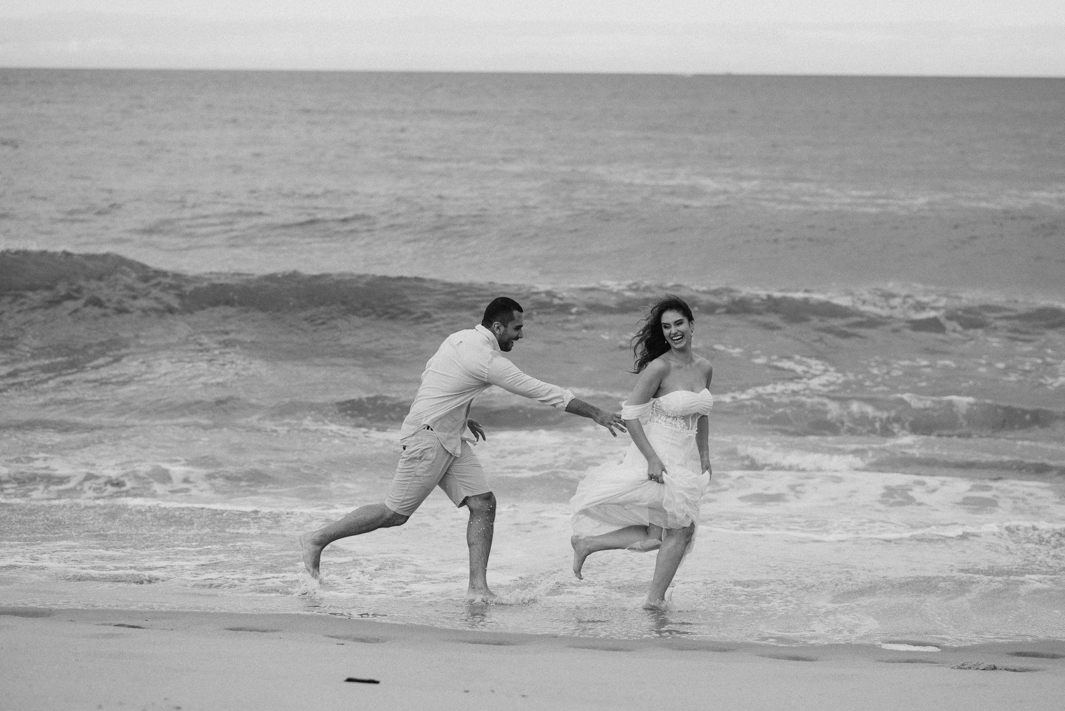 Samantha & Juliano | Ensaio de Casal na Praia de Ubatuba