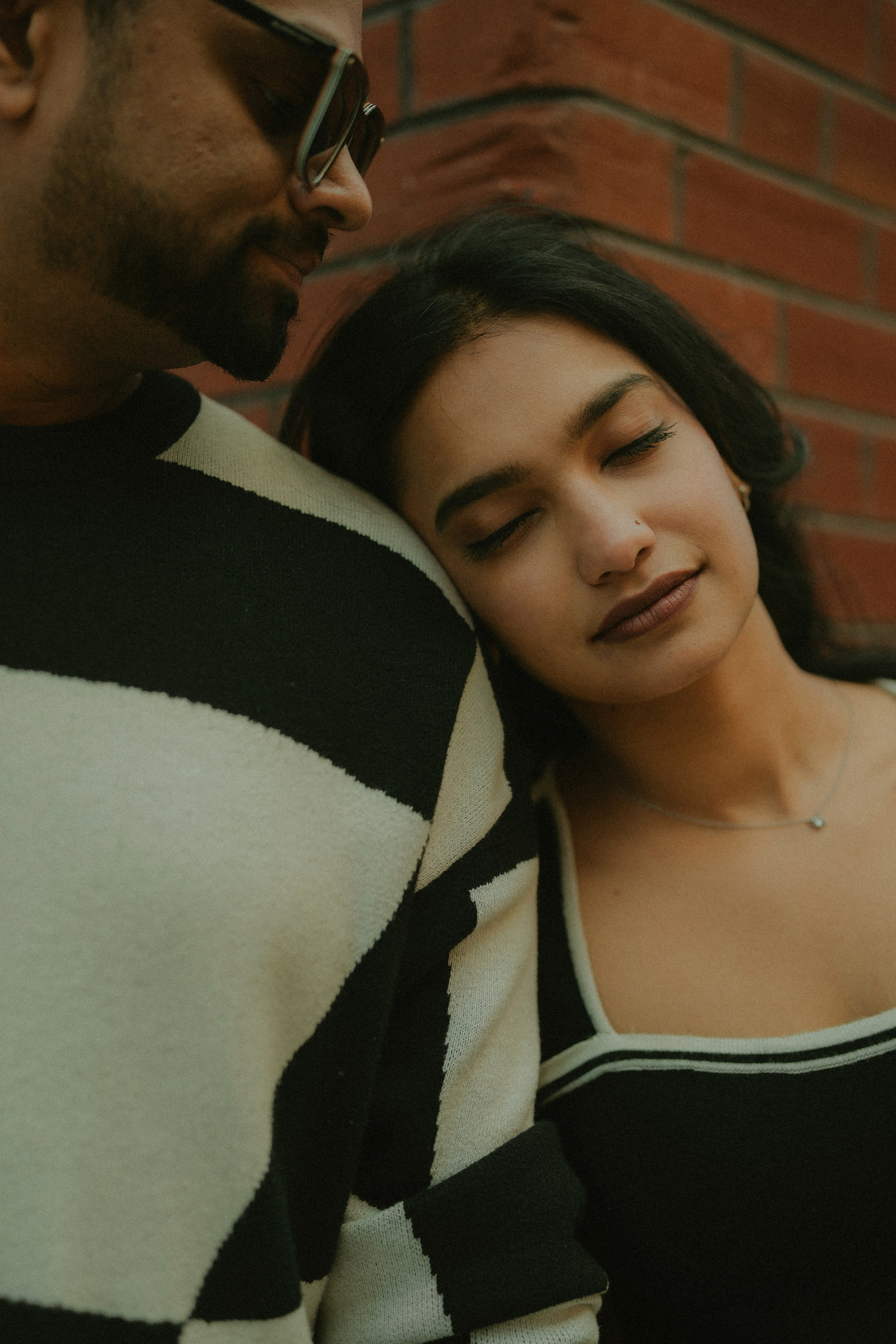 Downtown Romance at Toronto. Fine art Wedding Photographers in India & Canada