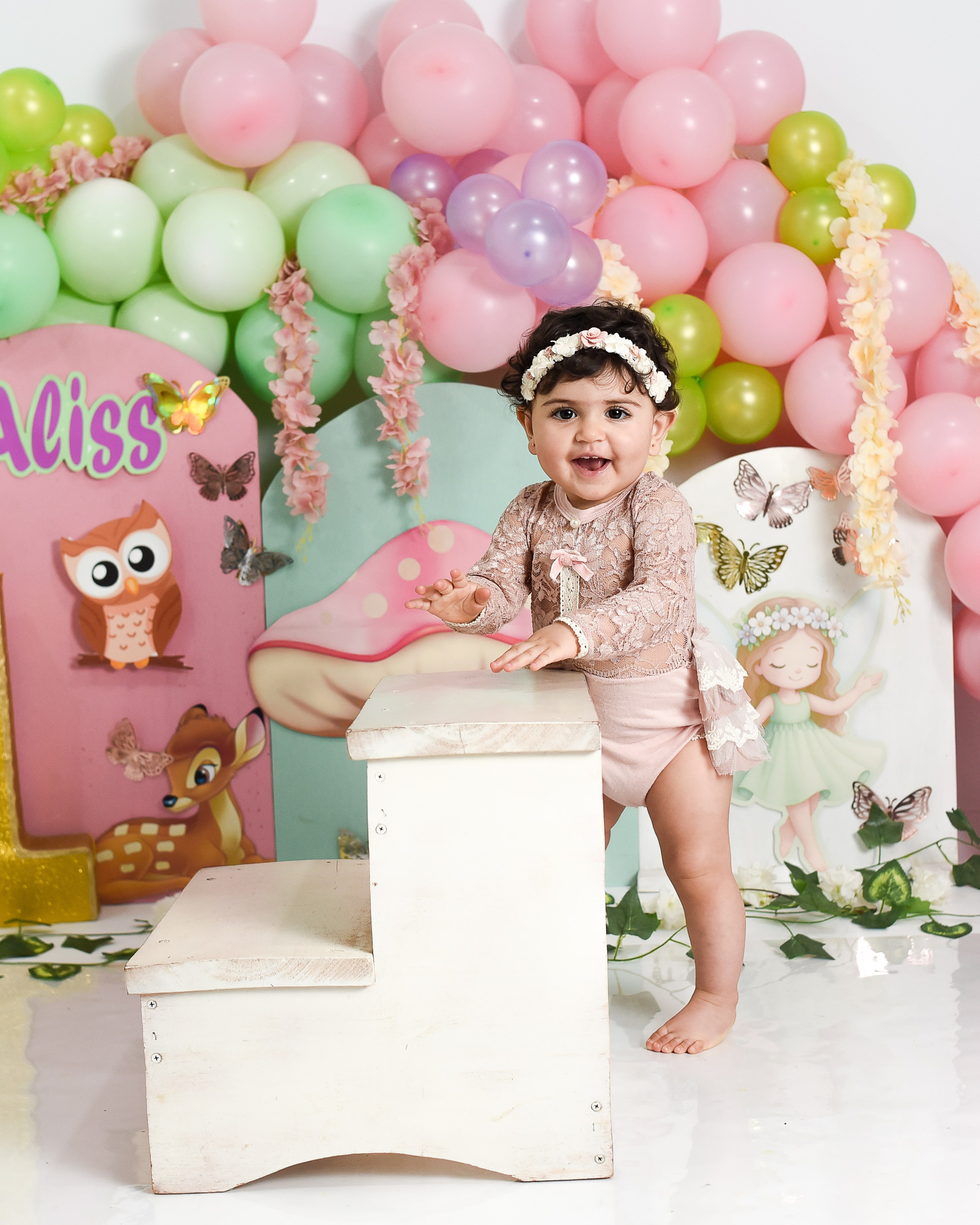 Sesión 1er año de Aliss. Temática: Bosque encantado. Fotografo de casamiento en misiones y fotógrafo de familia  Posadas