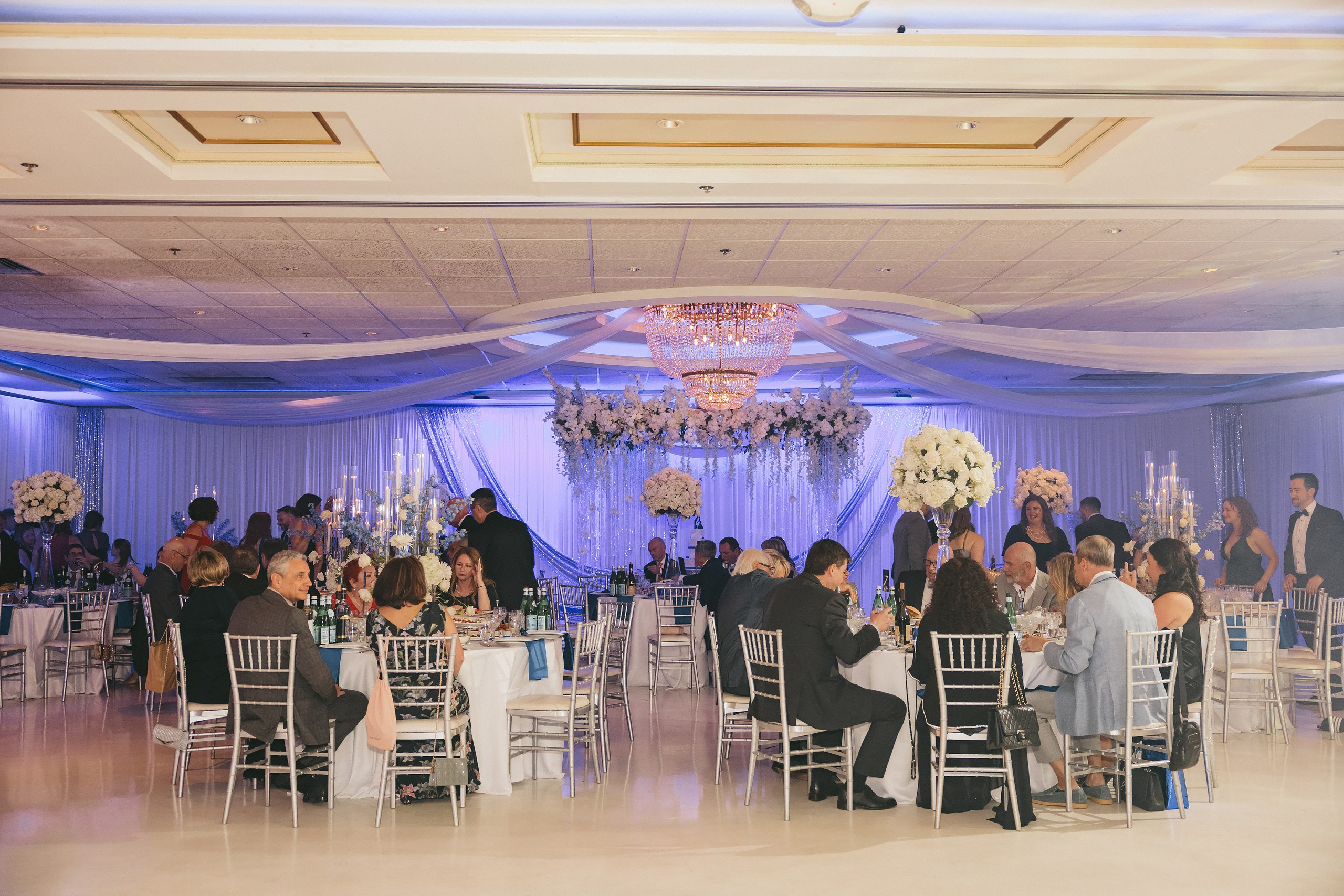 06.08.2025 Wedding. Wedding family event photographer in Chicago Nick Yushevich