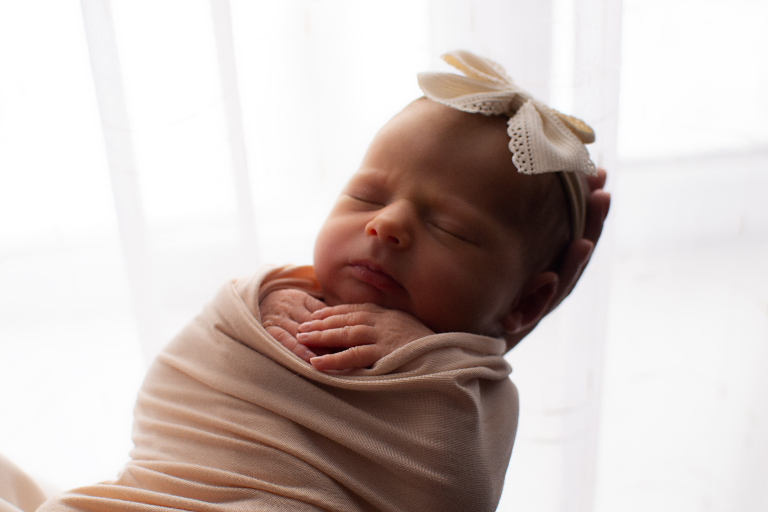 Новорожденные малыши (ньюборн newborn). Фотограф новорожденных в Темиртау и Караганде Любовь Жукова newborn