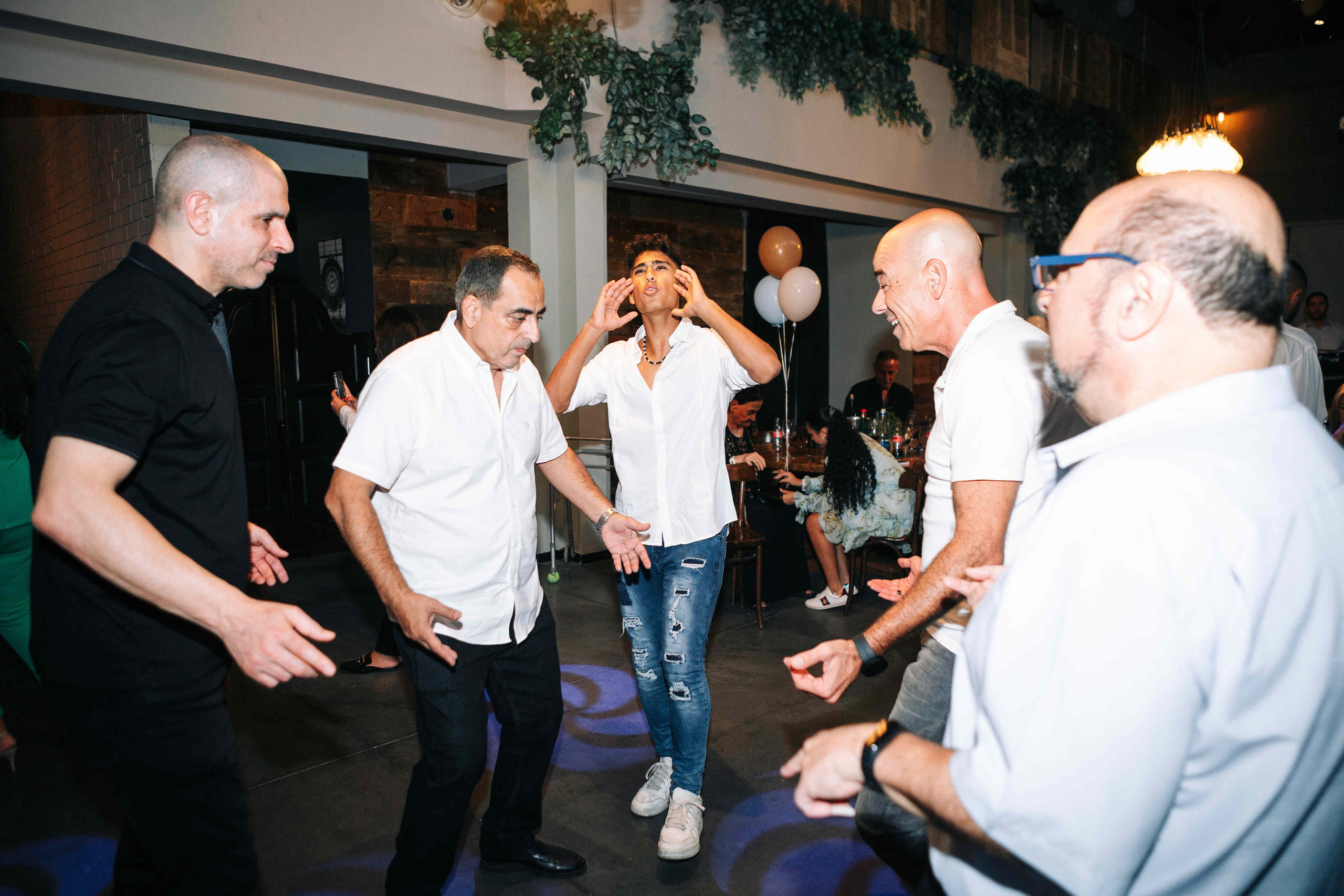 BRIT MILA (BIG EVENT). PHOTOGRAPHER IN ISRAEL