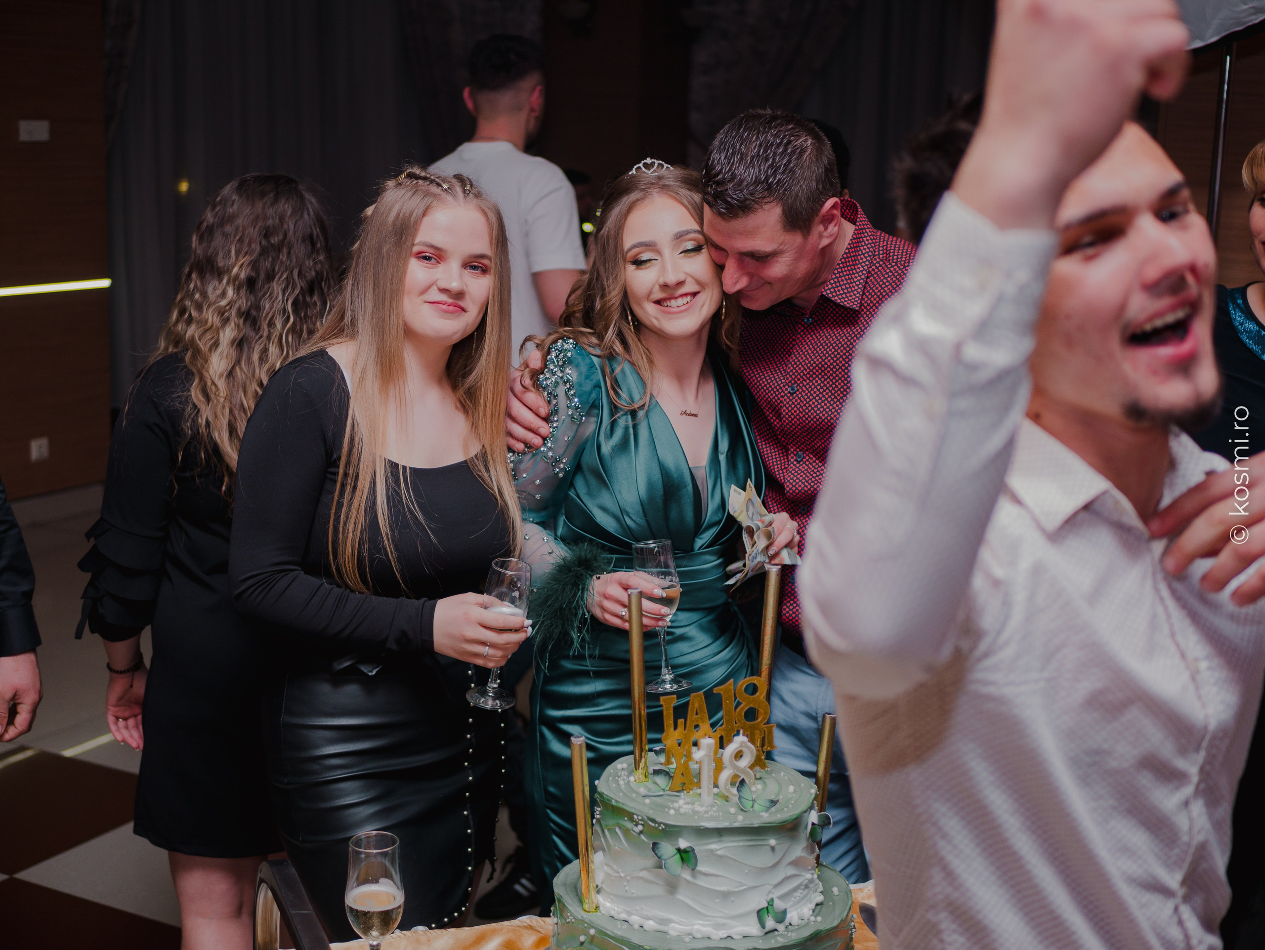 Majorat Andreea. Kosmi