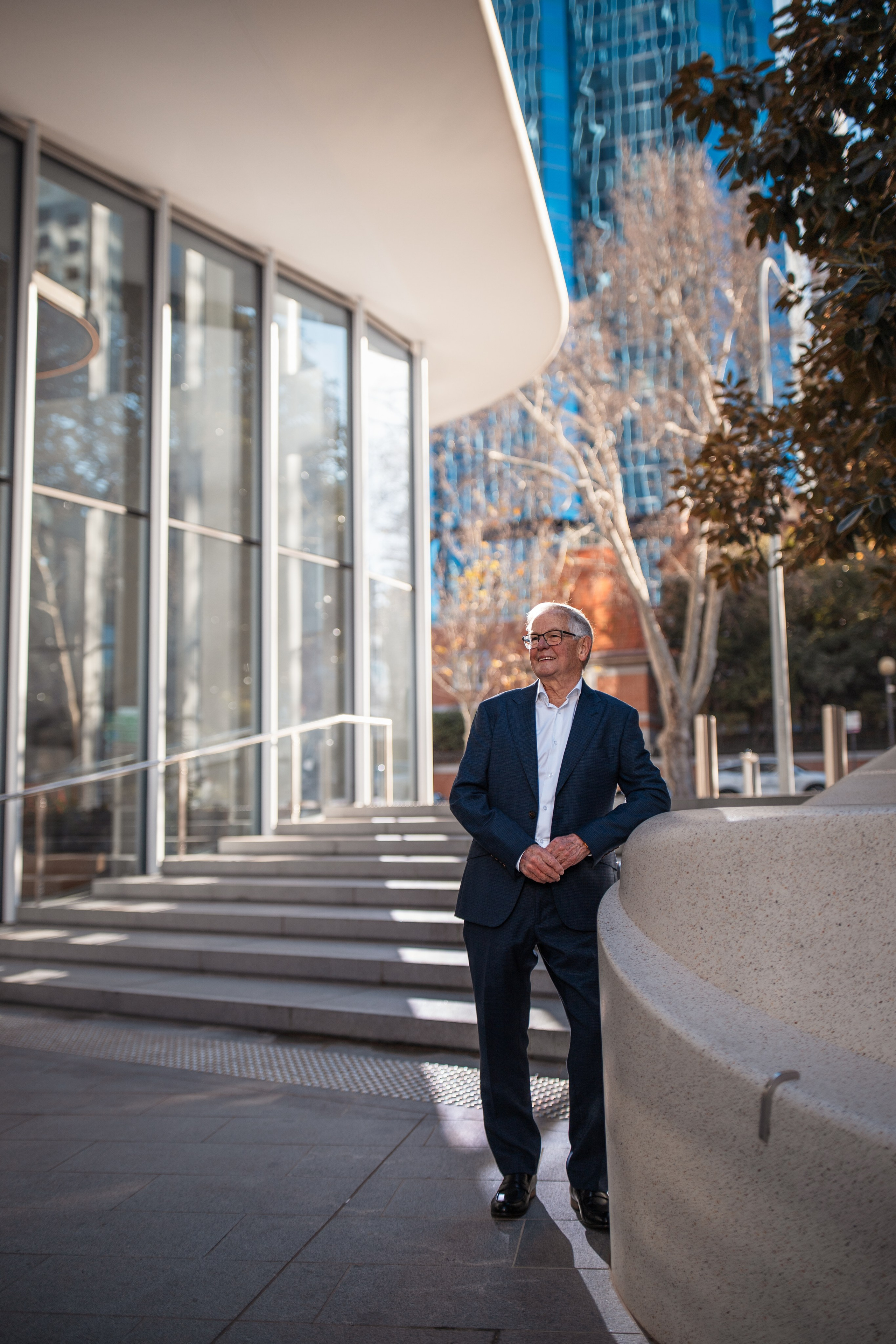 Ron Cole, Financial broker