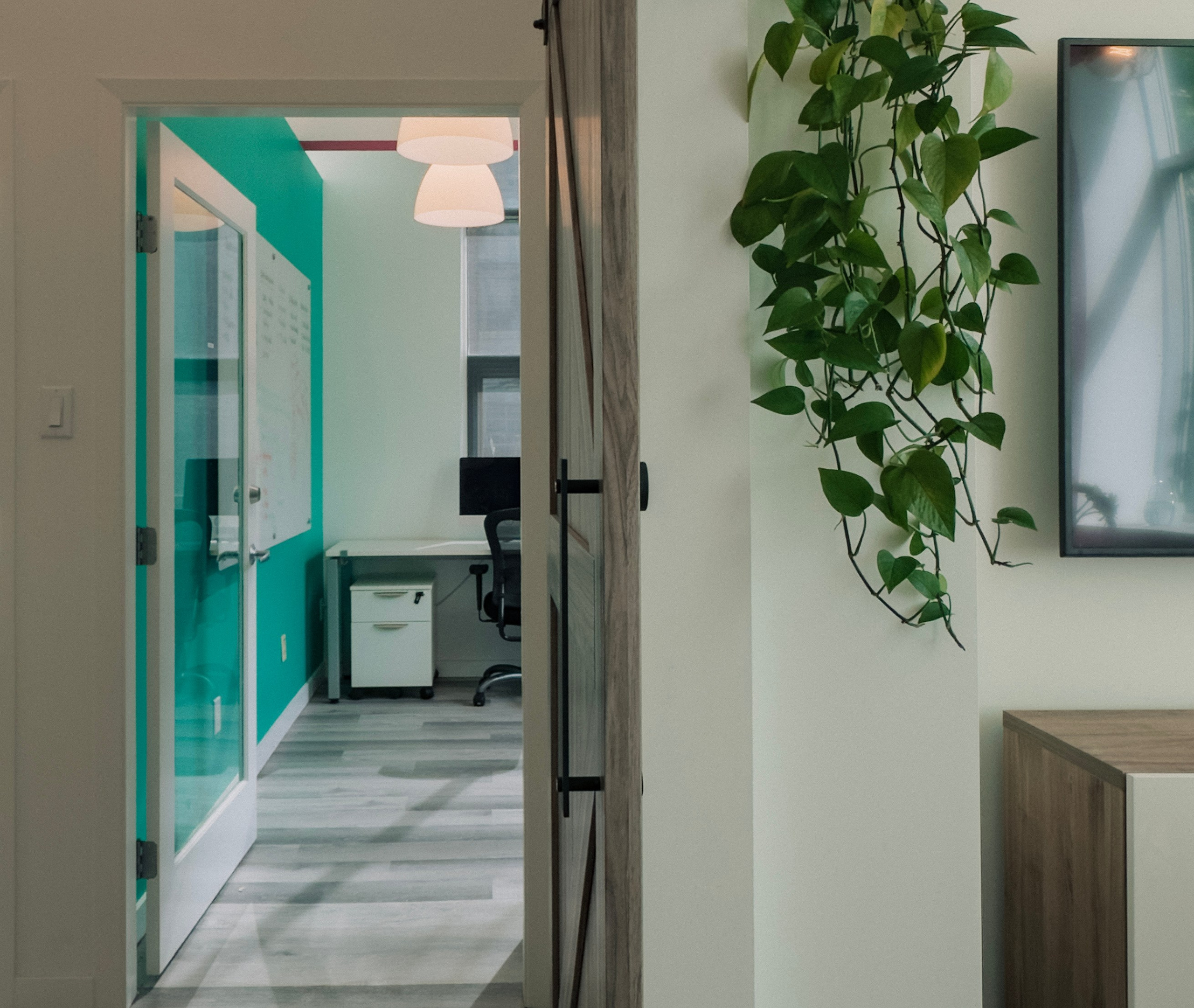 Cucumber Marketing & Business Coaching. Yana Bobrova | Artistic Photography