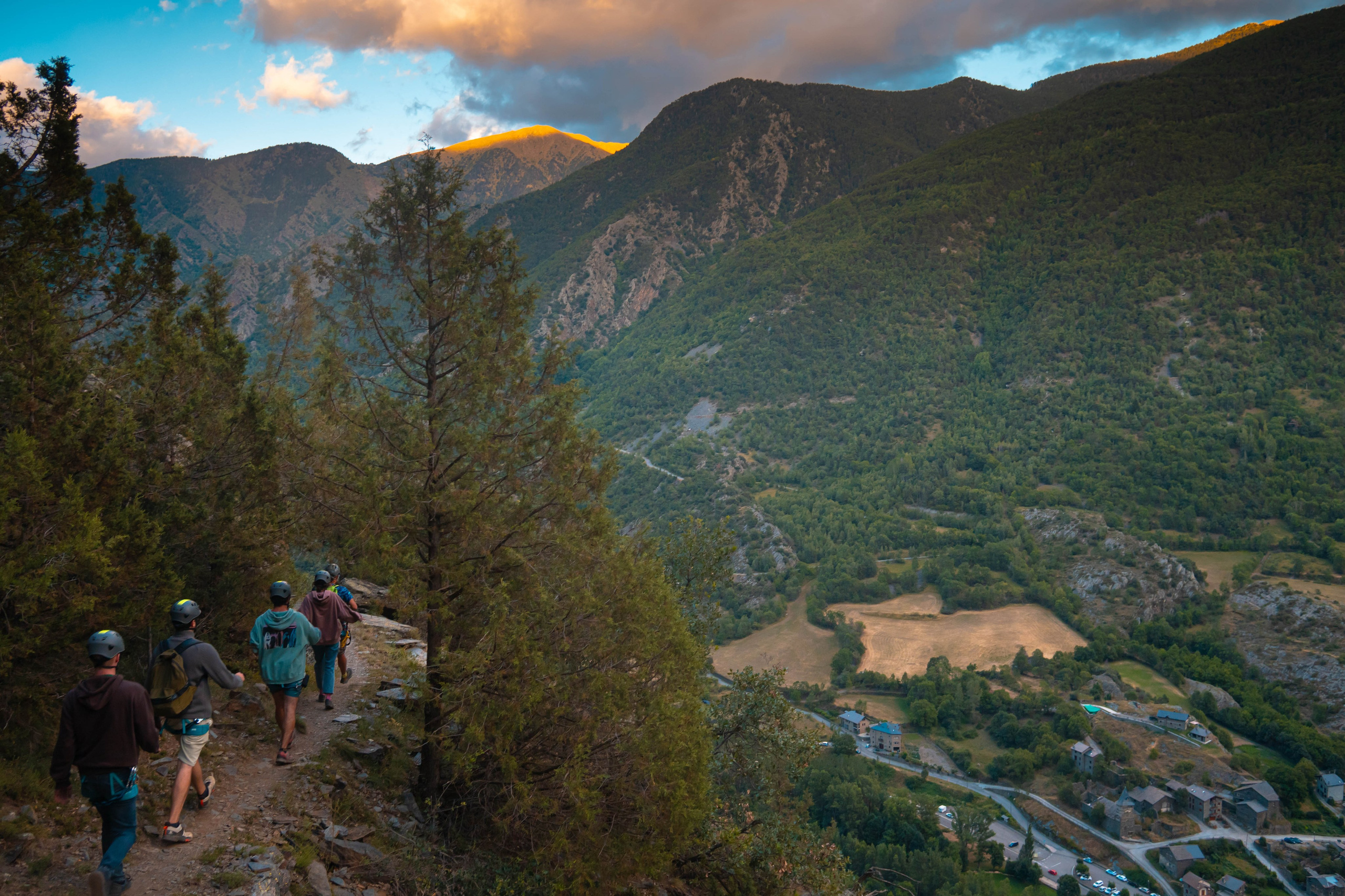 Vía Ferrata Salt de Botanal. Alba del Norte Studio