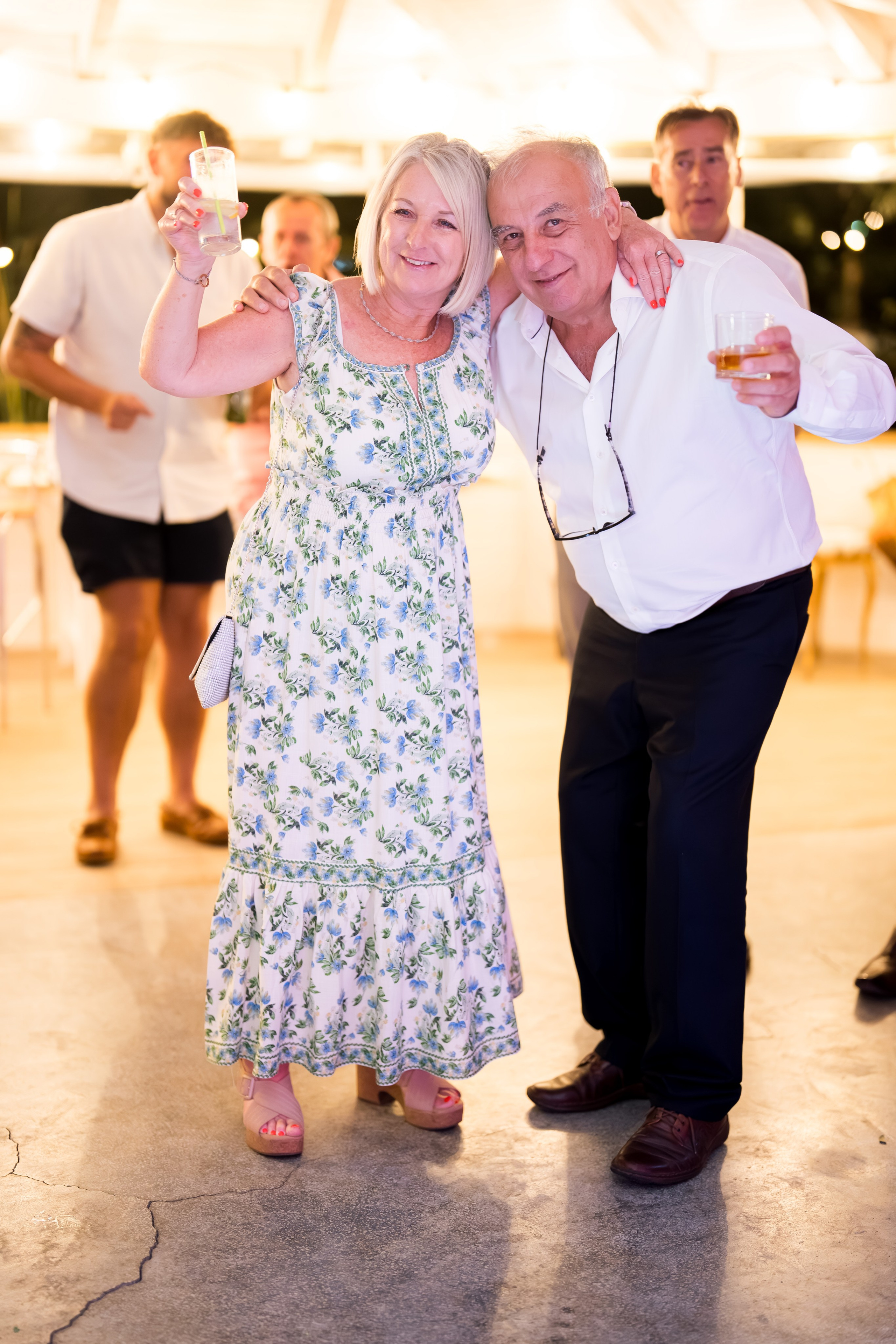 PARTY. Gabriel Florea — Fotograf nuntă București