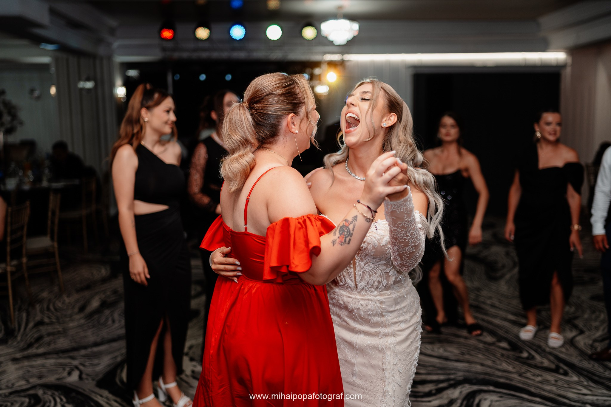 Fotograf de nuntă în Râmnicu Vâlcea | Mihai Popa Fotograf. Fotograf Nuntă, Botez și Cununie Civilă în București - Mihai Popa