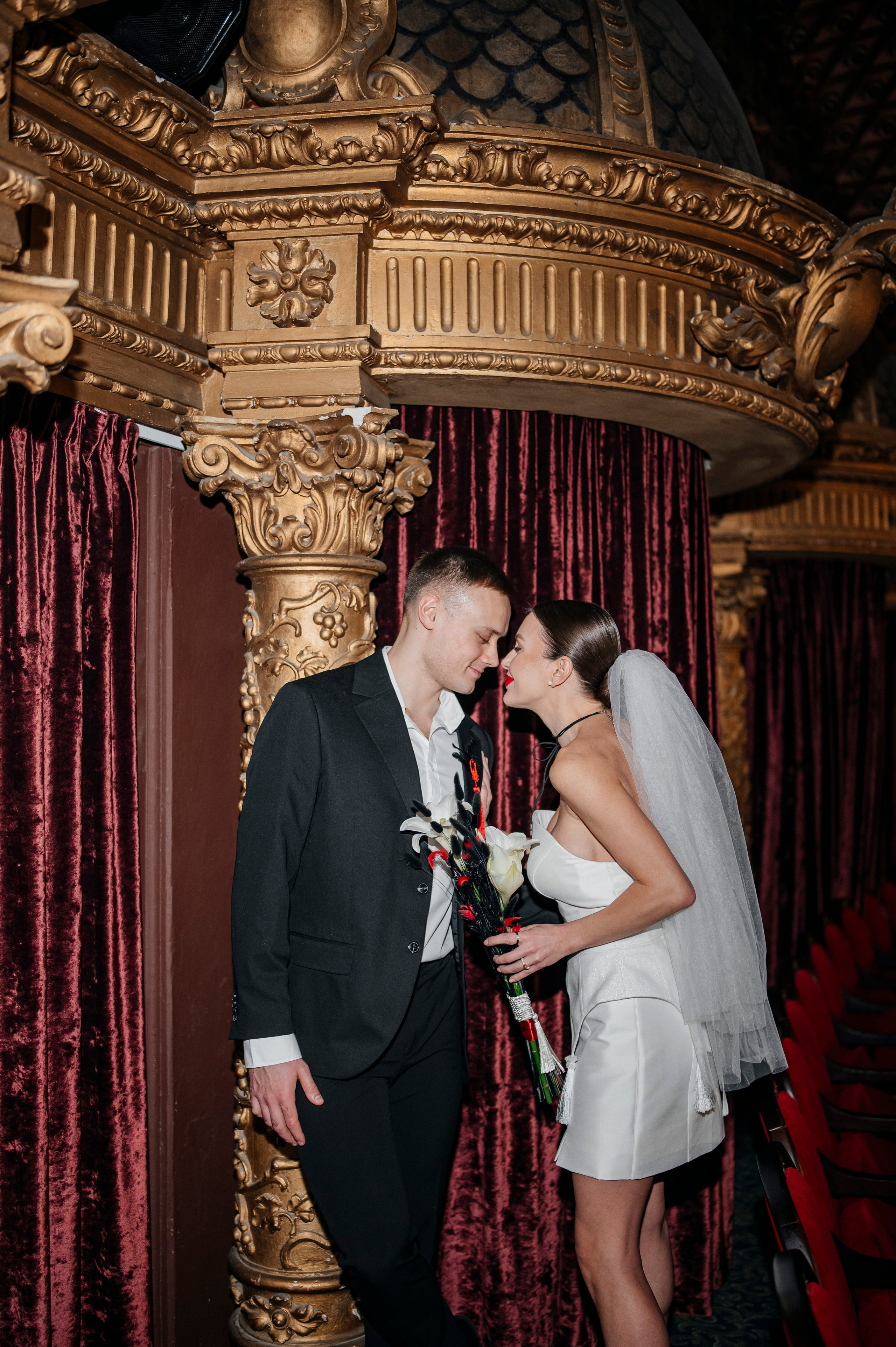 A Story in the Theatre. Fotograaf Tallinnas | Anna Borunova | Pulmafotograaf ja Perepildid