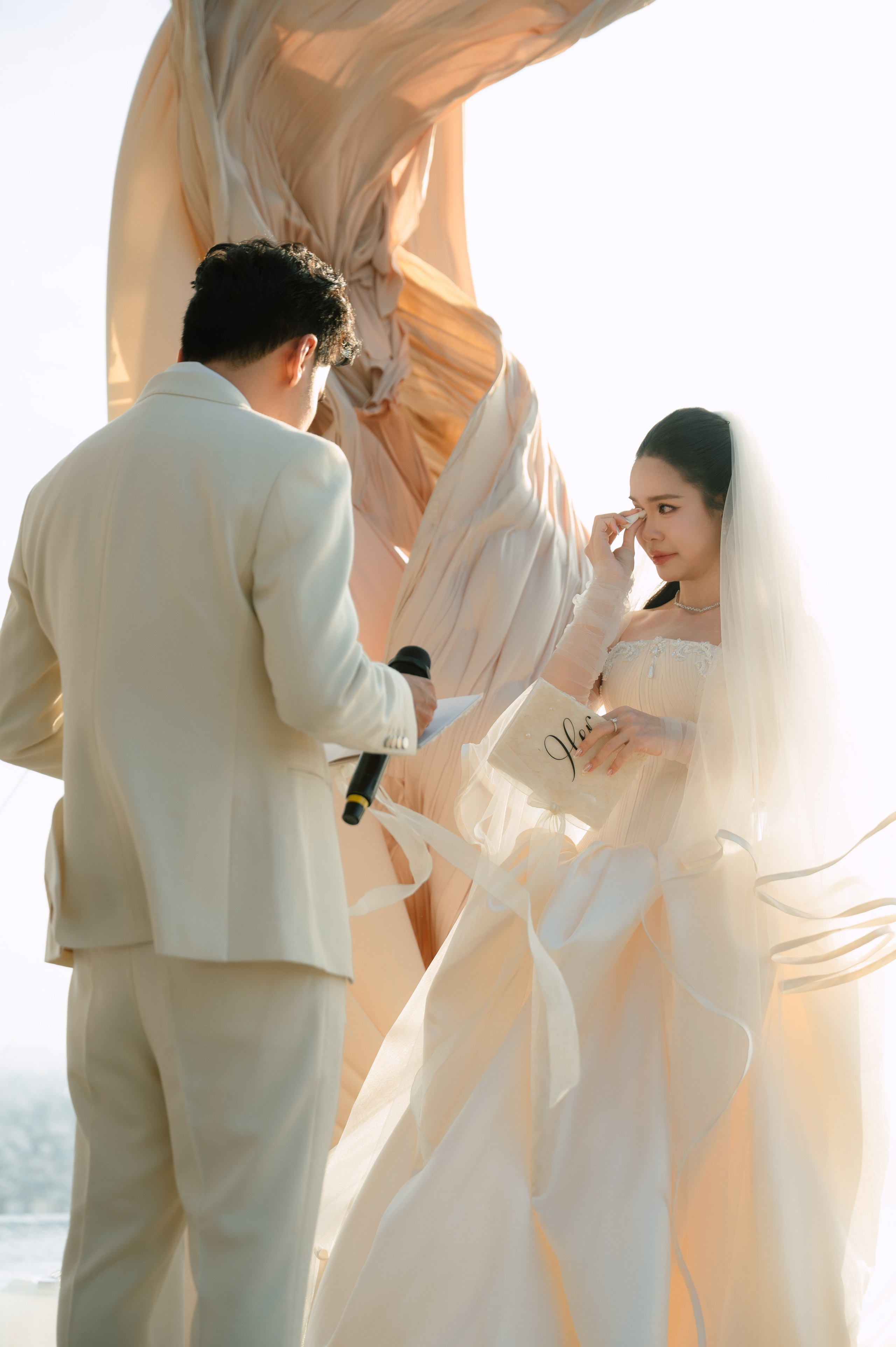 Ngọc & Tâm. Cam Images