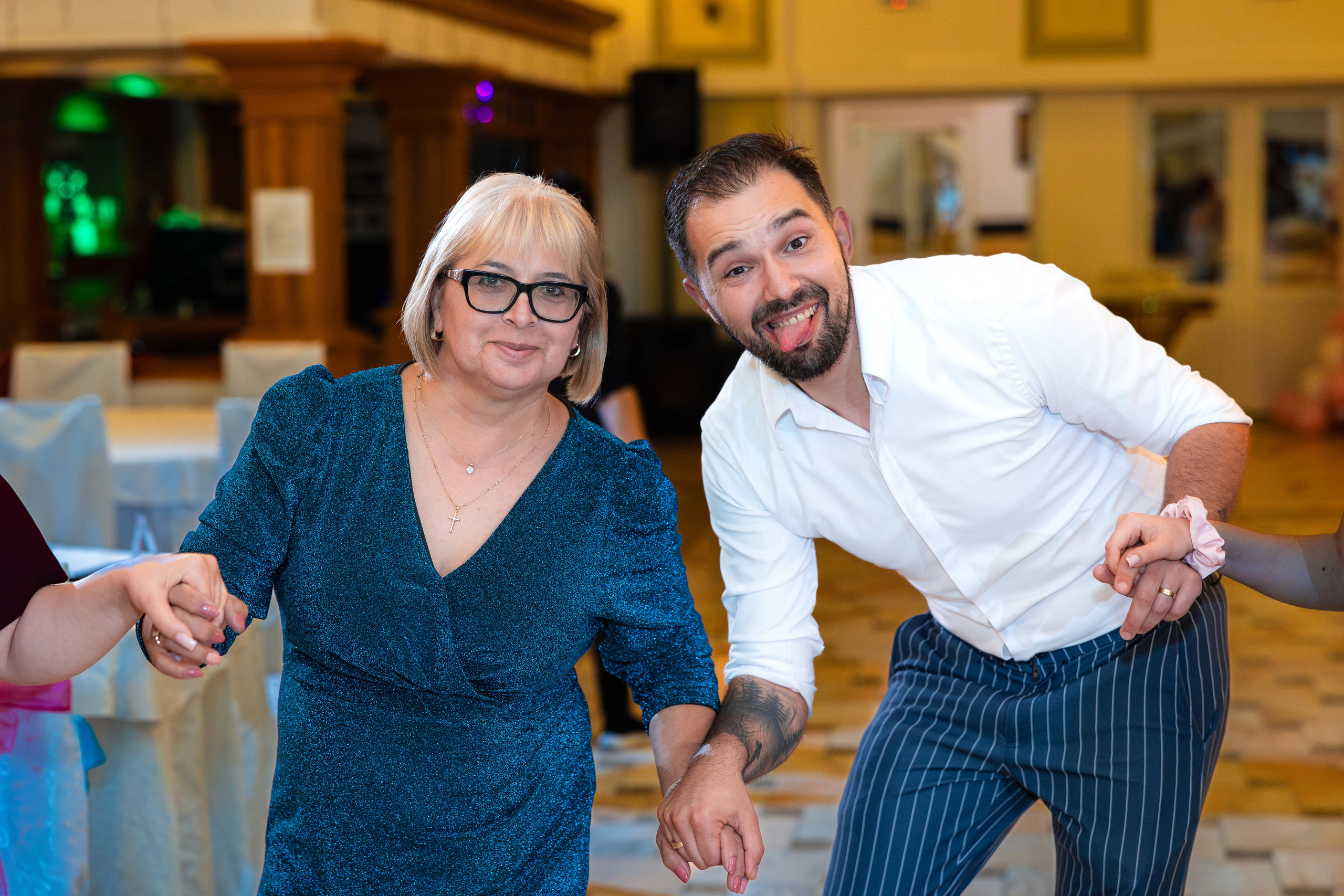 Botez Natalia si Carolina. Ionut Brehuescu — Fotograf