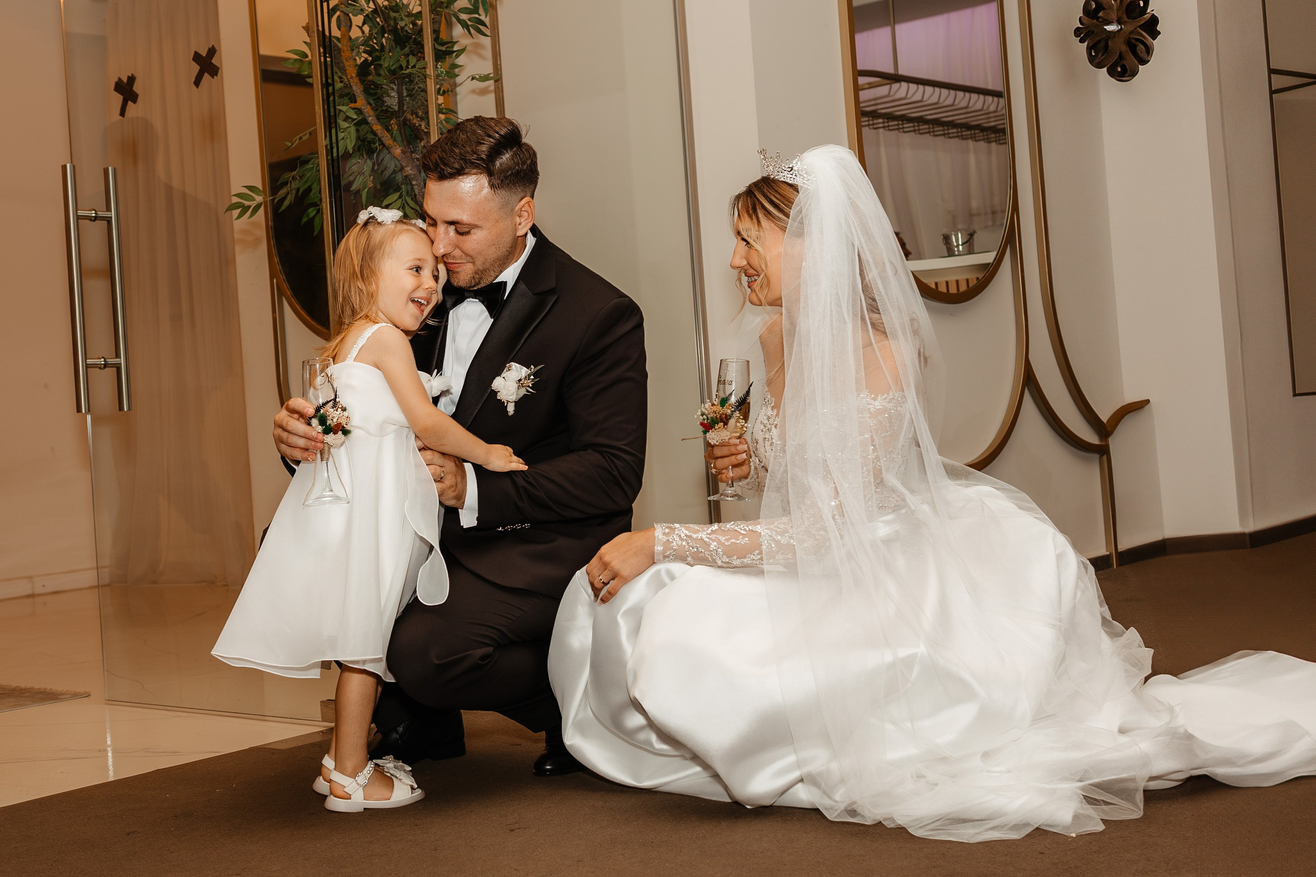 Cristina si Cristian. Ionut Brehuescu — Fotograf