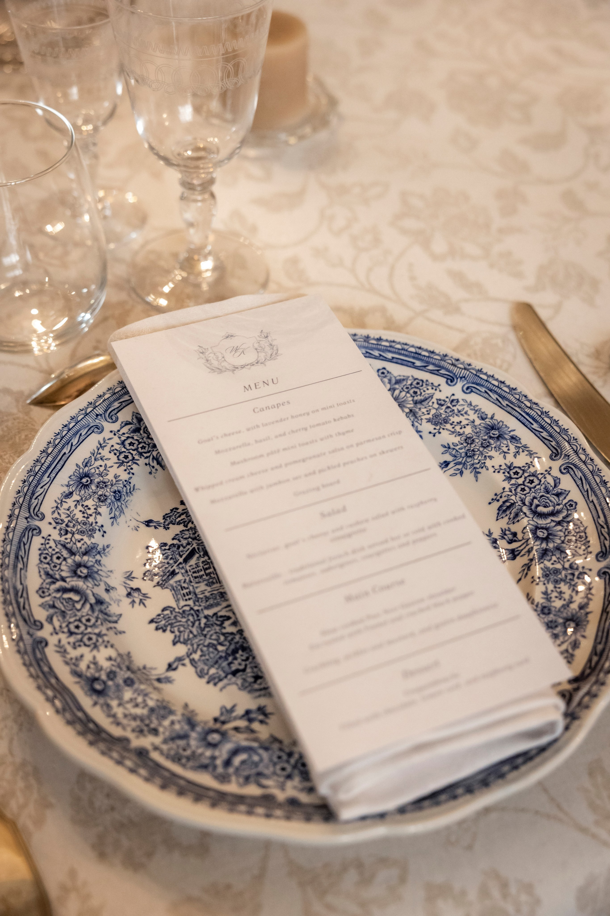 Château Elopement in Occitanie — Château Bagen | Southwest France. Eugénie Smirnova — Wedding & Elopement Photographer in Southwest France