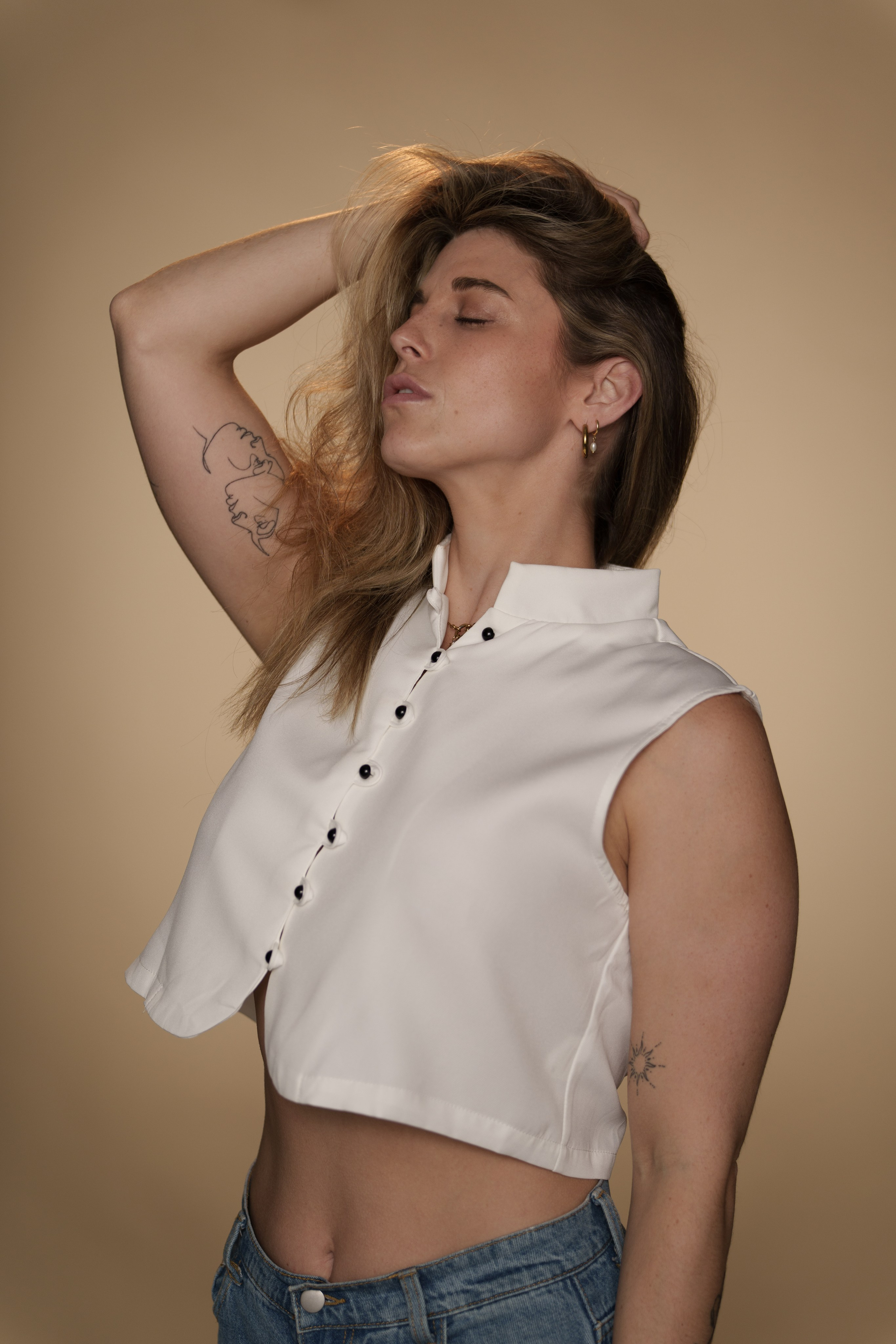 „Kölsch&Shoot“ in Cologne w/ Lisa (Set #3). URBANSTREETFILES.ART