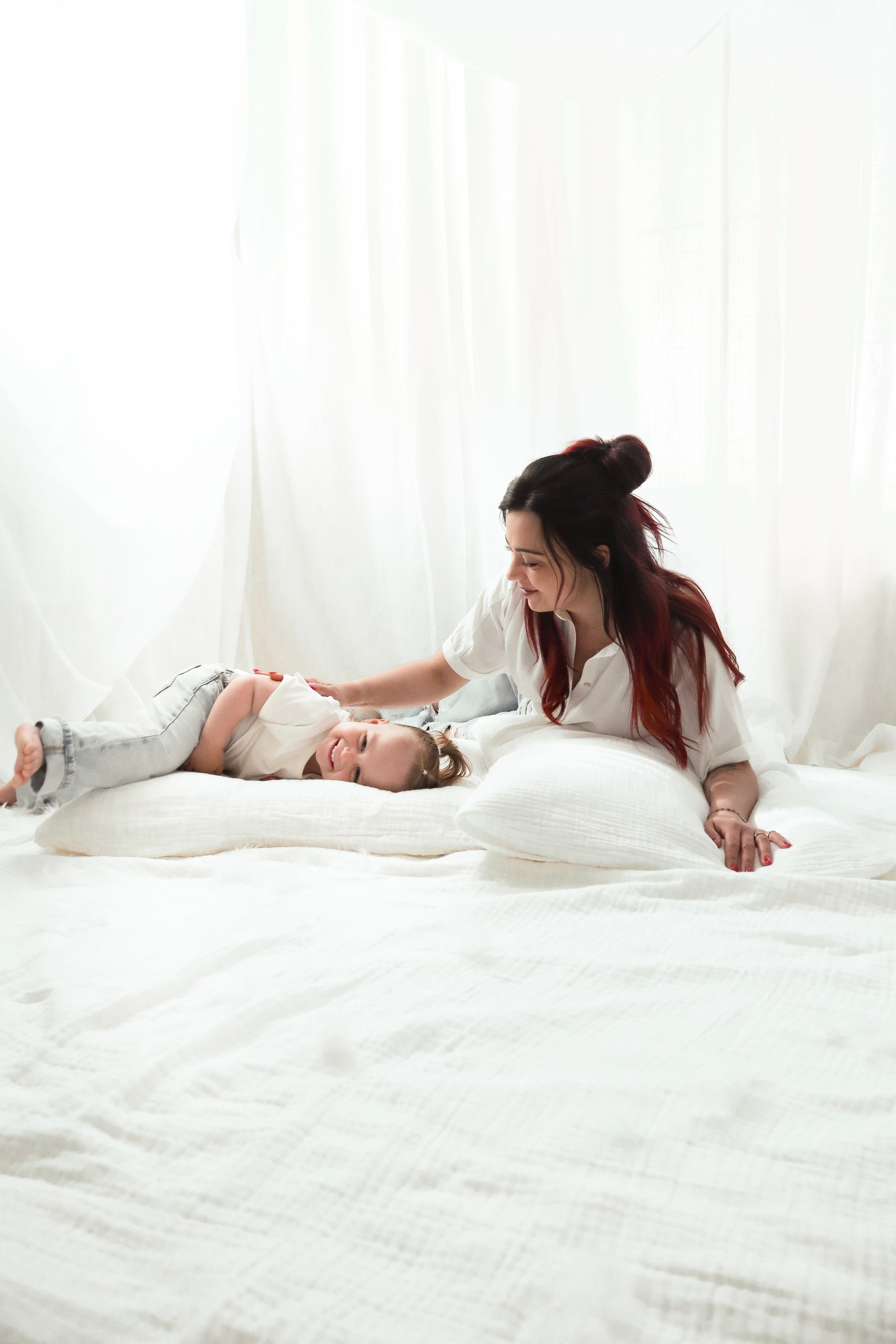 Mommy & mee fotoshoot. Zwangerschapsfotografie, newborn, gezinnen, branding, liefde én geboortefotografie