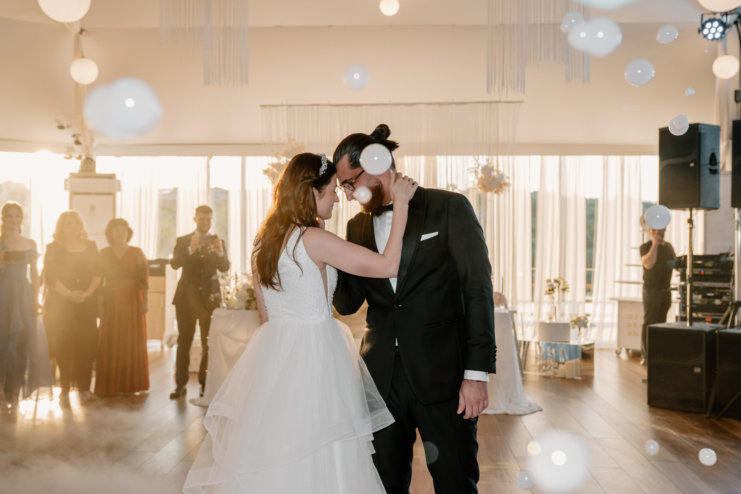 Gabriela & Dragos. Gabrielacojocariu.com