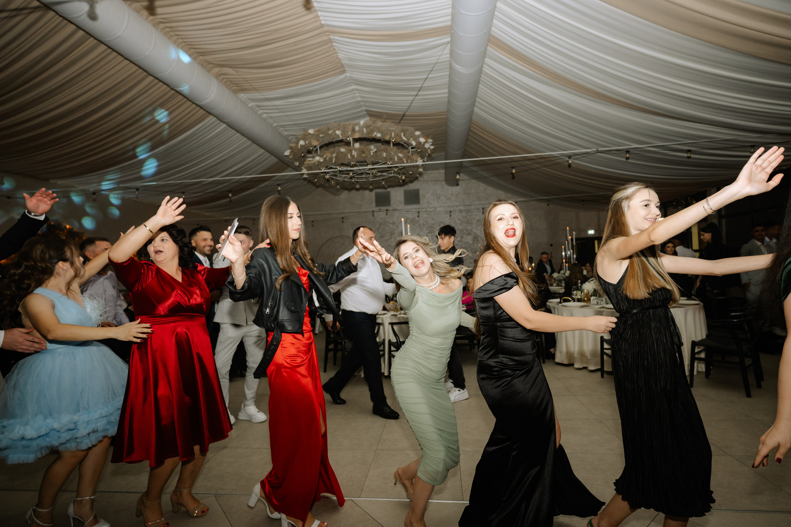 Ana Maria + Flavian | Wedding day. Proud Vision Weddings | Wedding Photography & Films — Servicii profesionale Foto Video Nunta Iasi