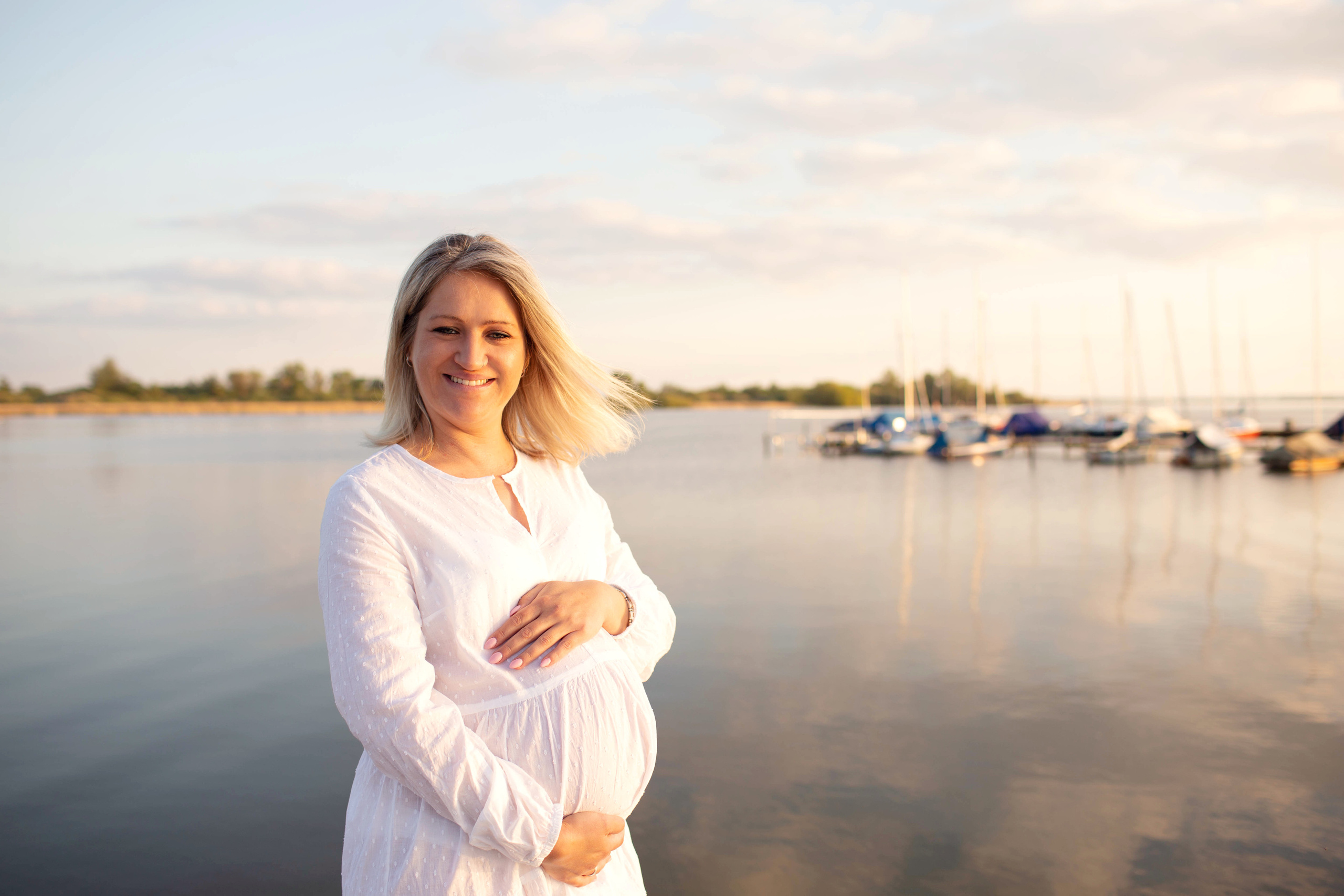 Babybauch. Photo & Make-up Galina Neuberger. Fotografin & Vigasistin aus Bohmte