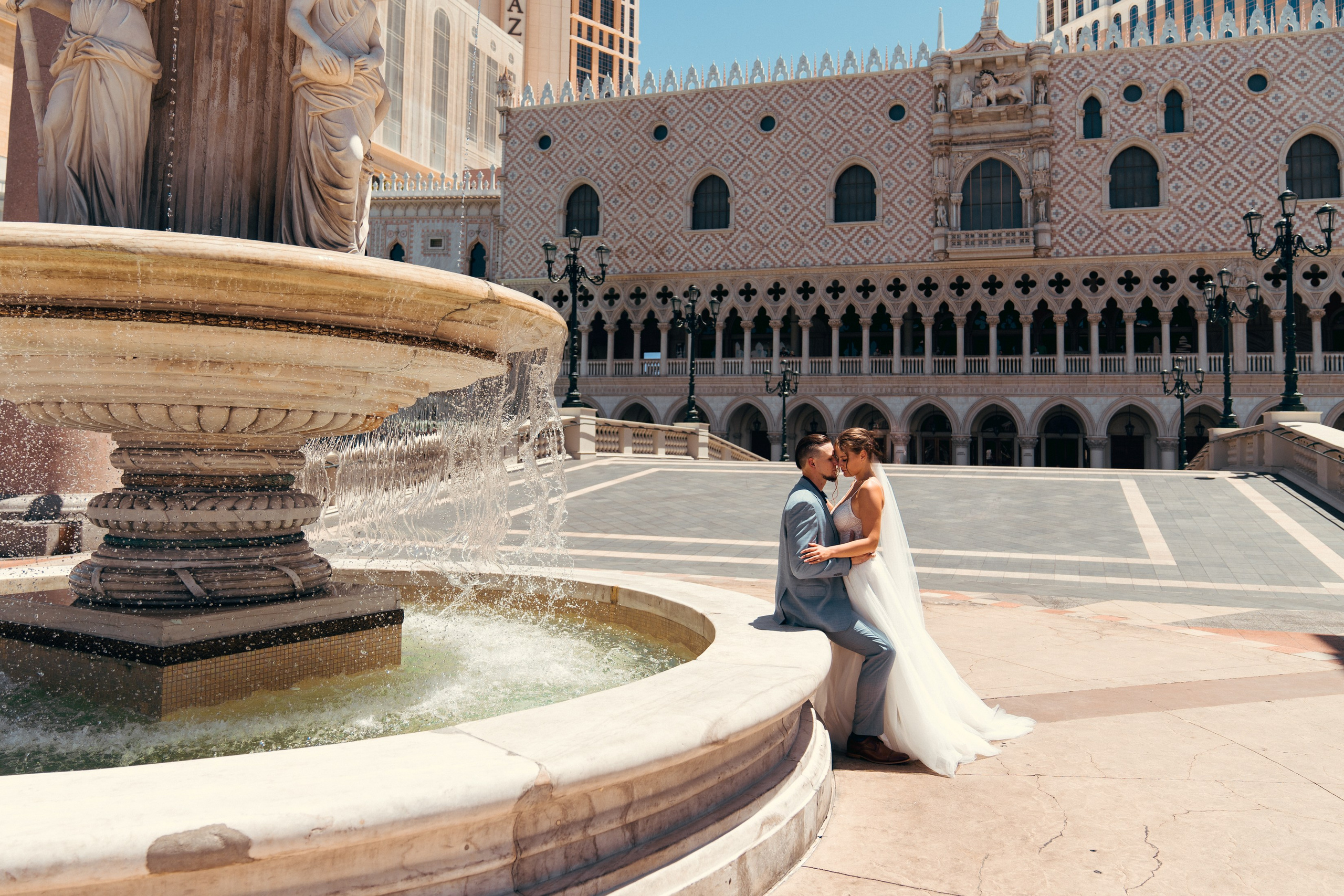 Anastasia&Alex. Wedding & elopement photographer Viktoriya Kravtsov. Las Vegas