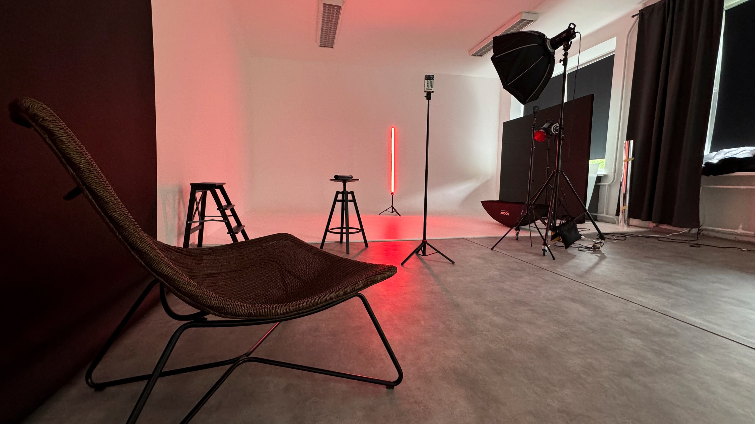 Workshop sievietēm. Video shooting and creating with phone, iPhone Video School