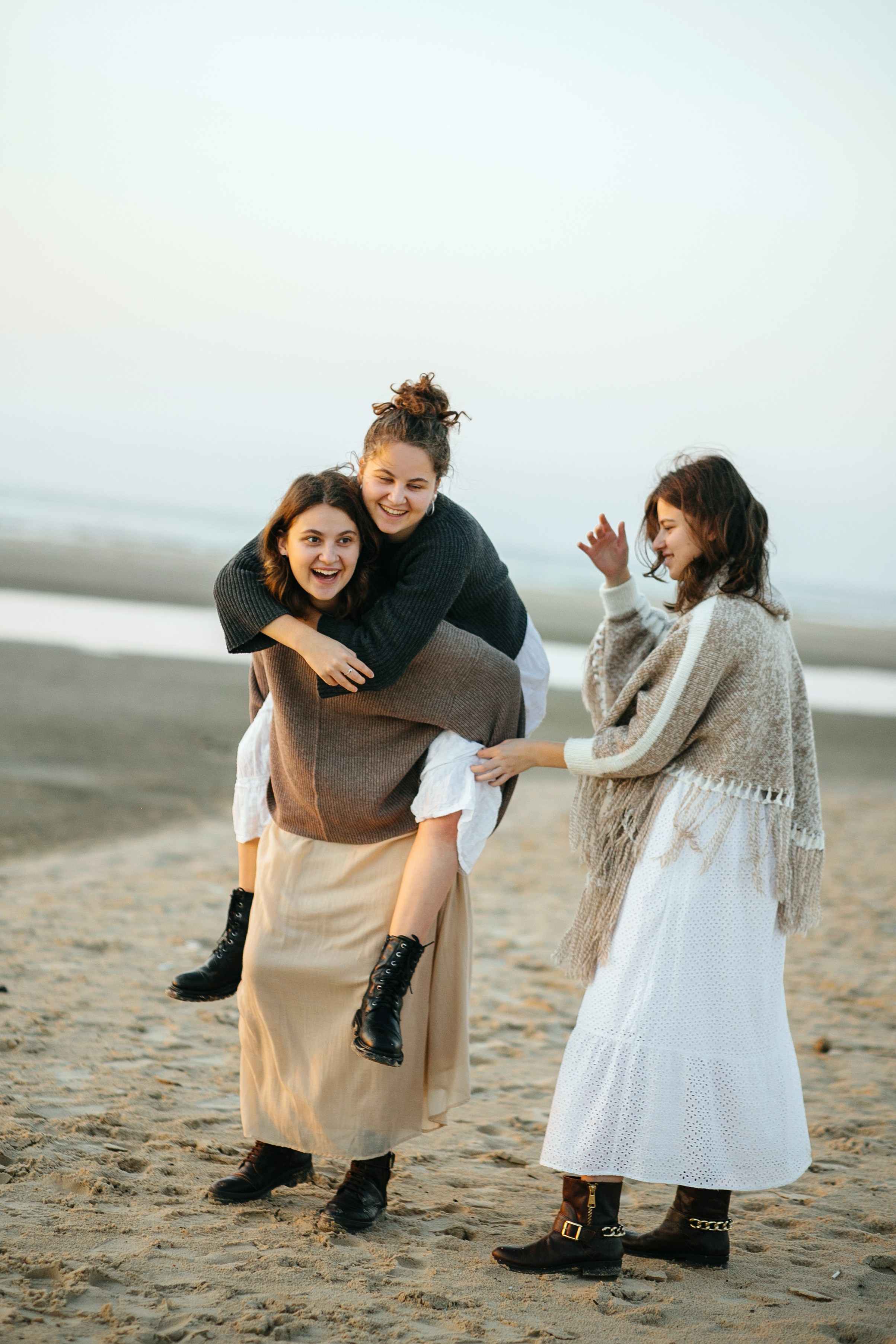 3 sisters Netanya. Family photographer in Israel