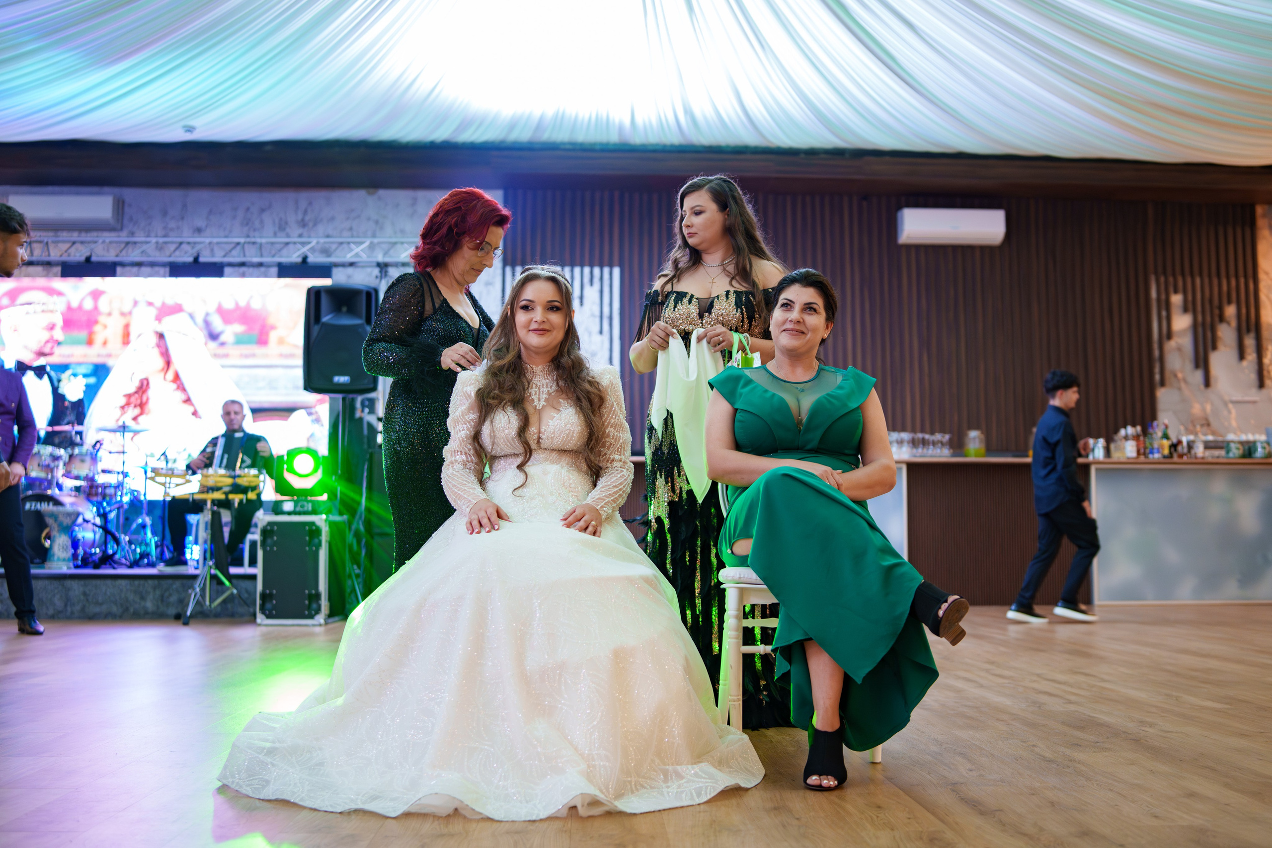 Cosmin & Gabriela. B|P Weddings - Fotograf & Videograf - București||0730017811