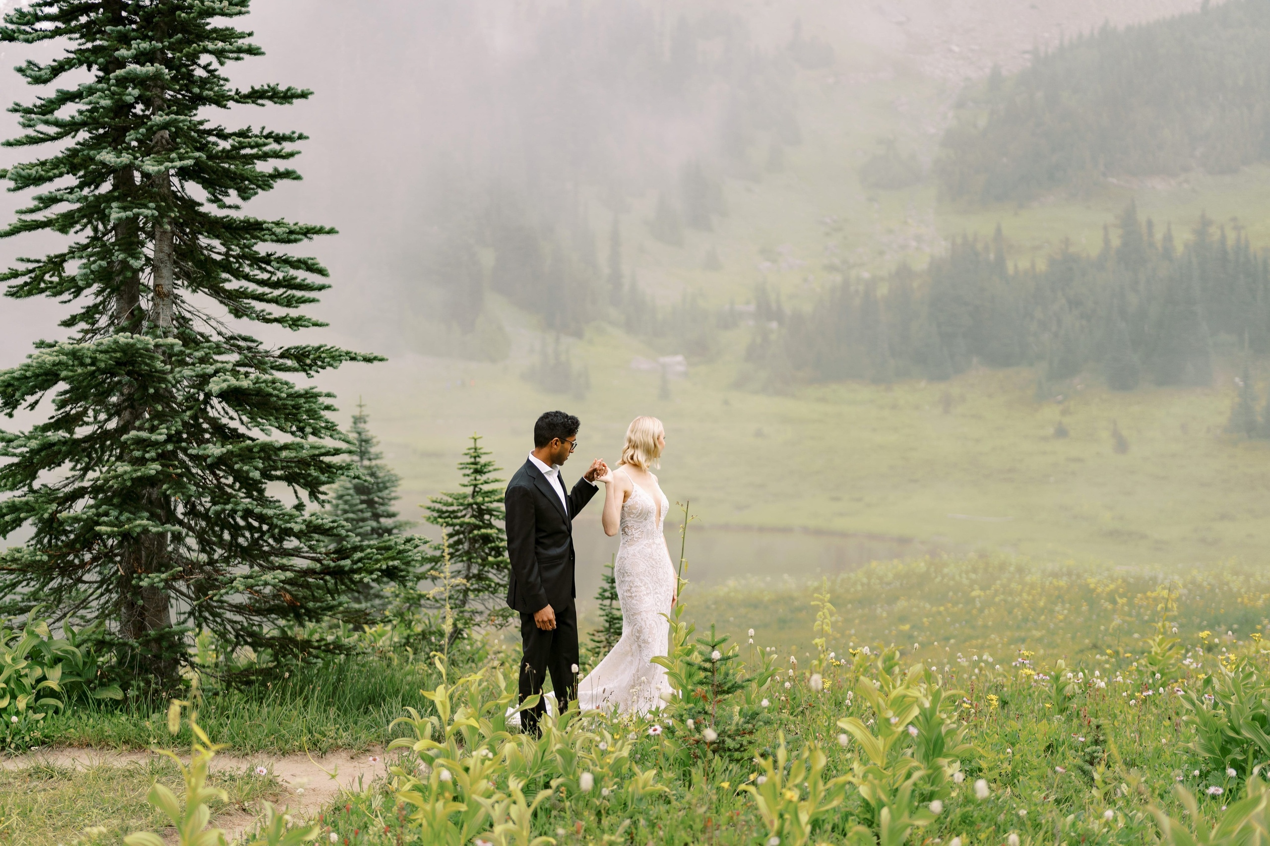 Rachel & Ryan Wedding photoshoot. August 2024. Little Tipsoo Lake, WA Day 2. EVAN ARISTOV WEDDING PHOTOGRAPHY — Seattle Wedding Photographer