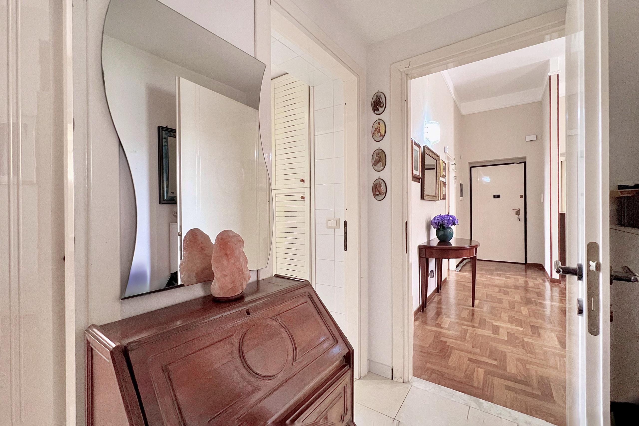 Appartamento in vendita. Eugenia Murru. Fotografa d’interni in Sardegna specializzata in case vacanza, affitti brevi. Foto naturali per Airbnb, Immobiliare in 48 ore