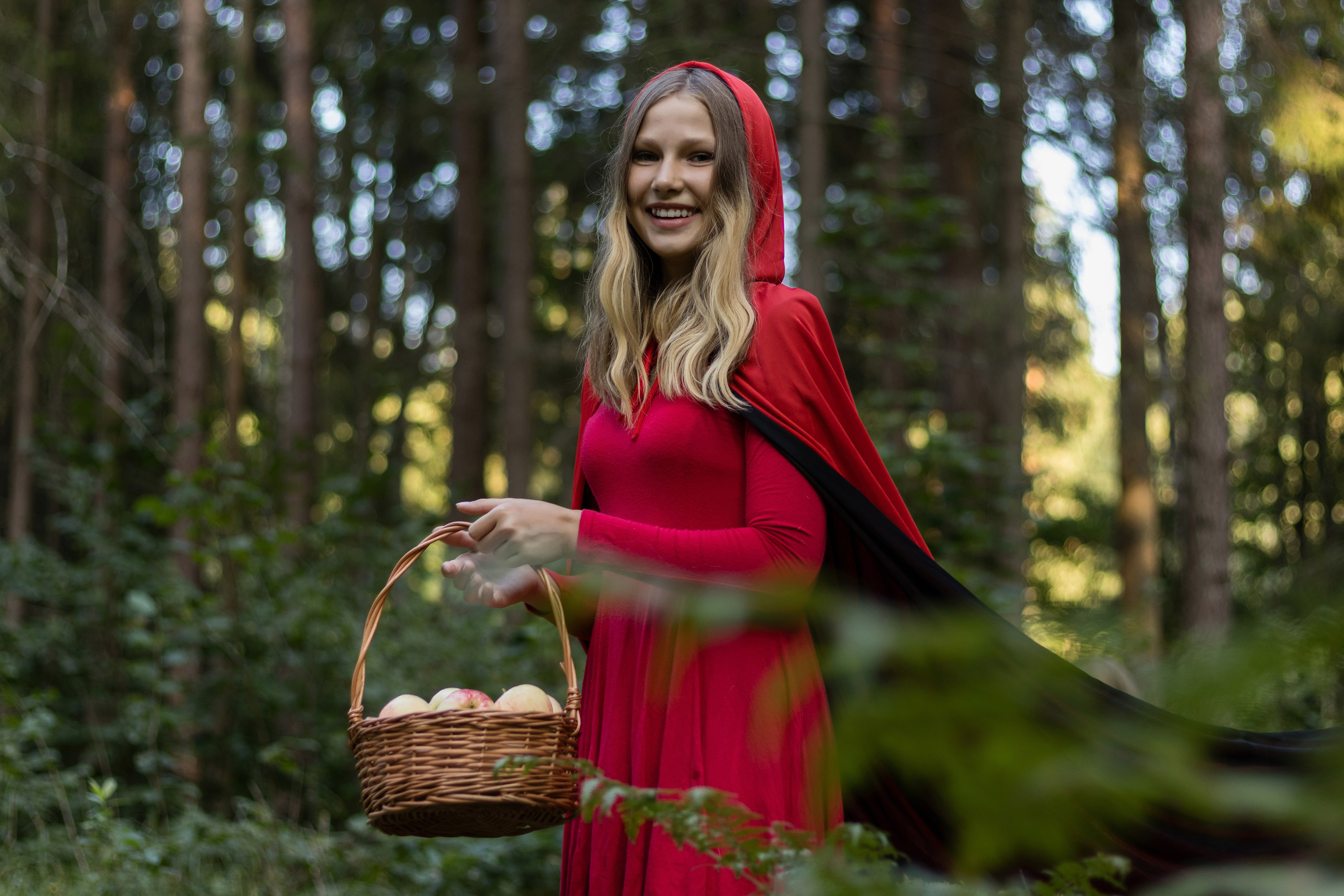 Фотосессия красная шапочка в Даугавпилсе