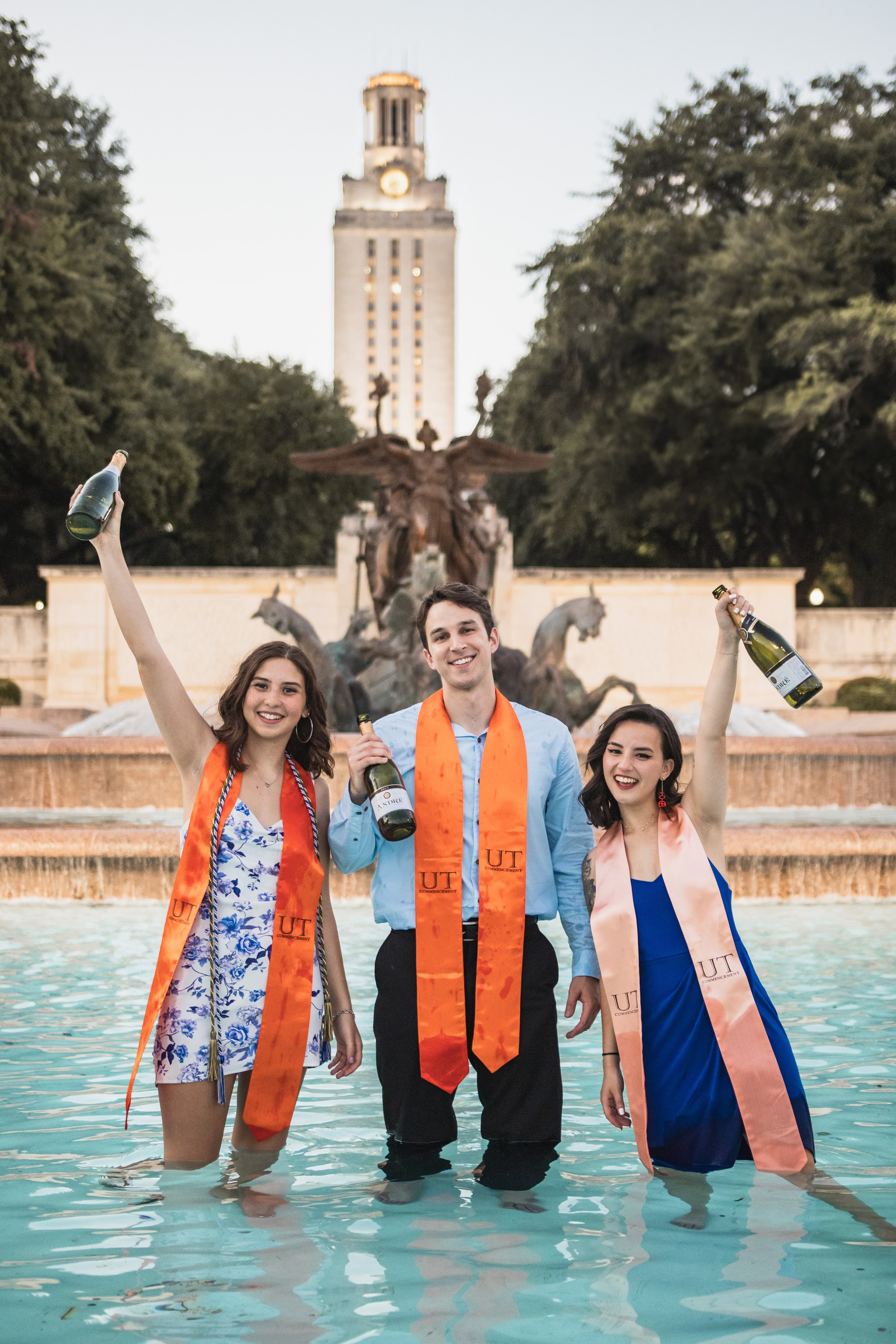 Group senior photoshoot at the University of Texas Austin