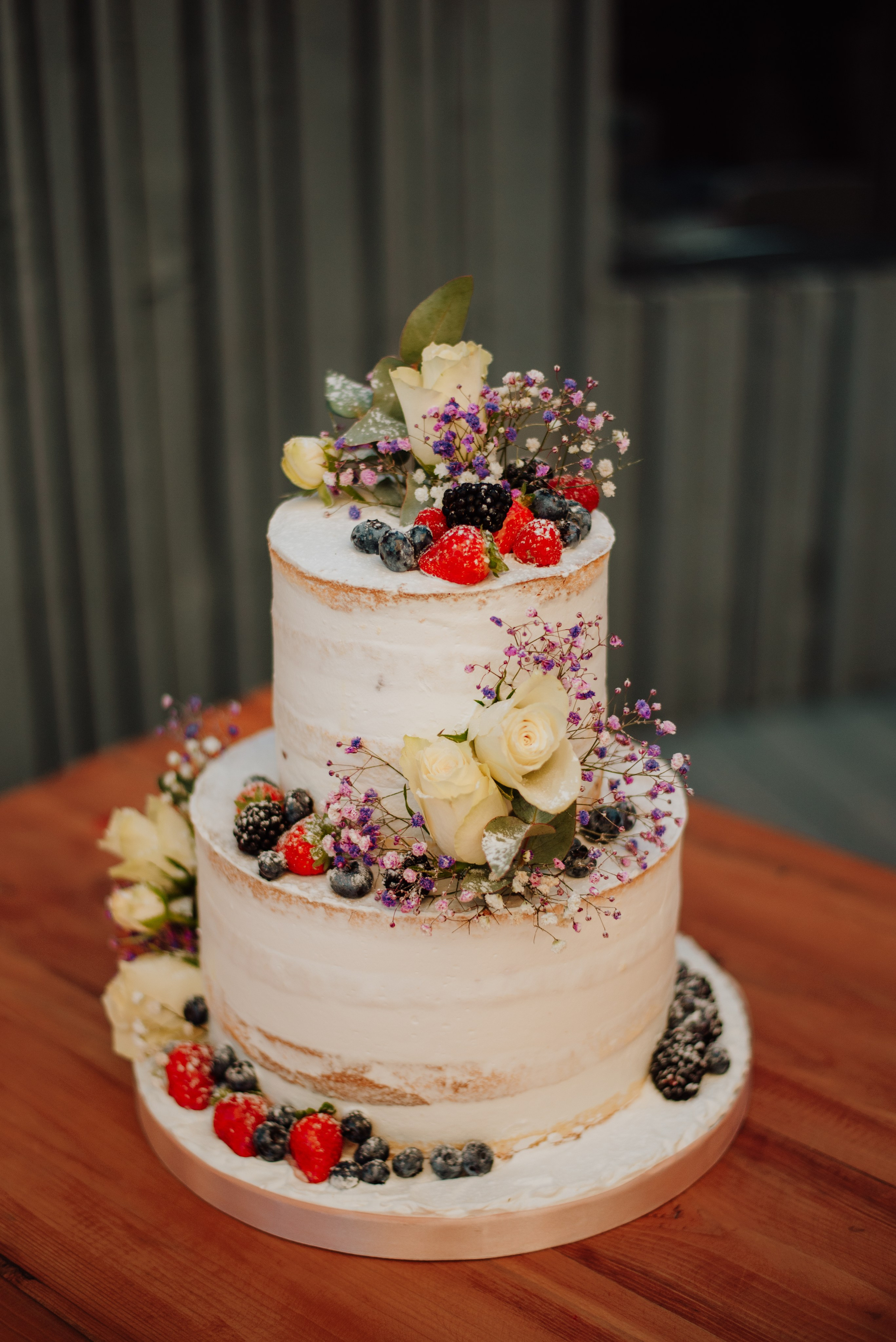 Czech and Portugal Photographer. Lifestyle, wedding and family photographer