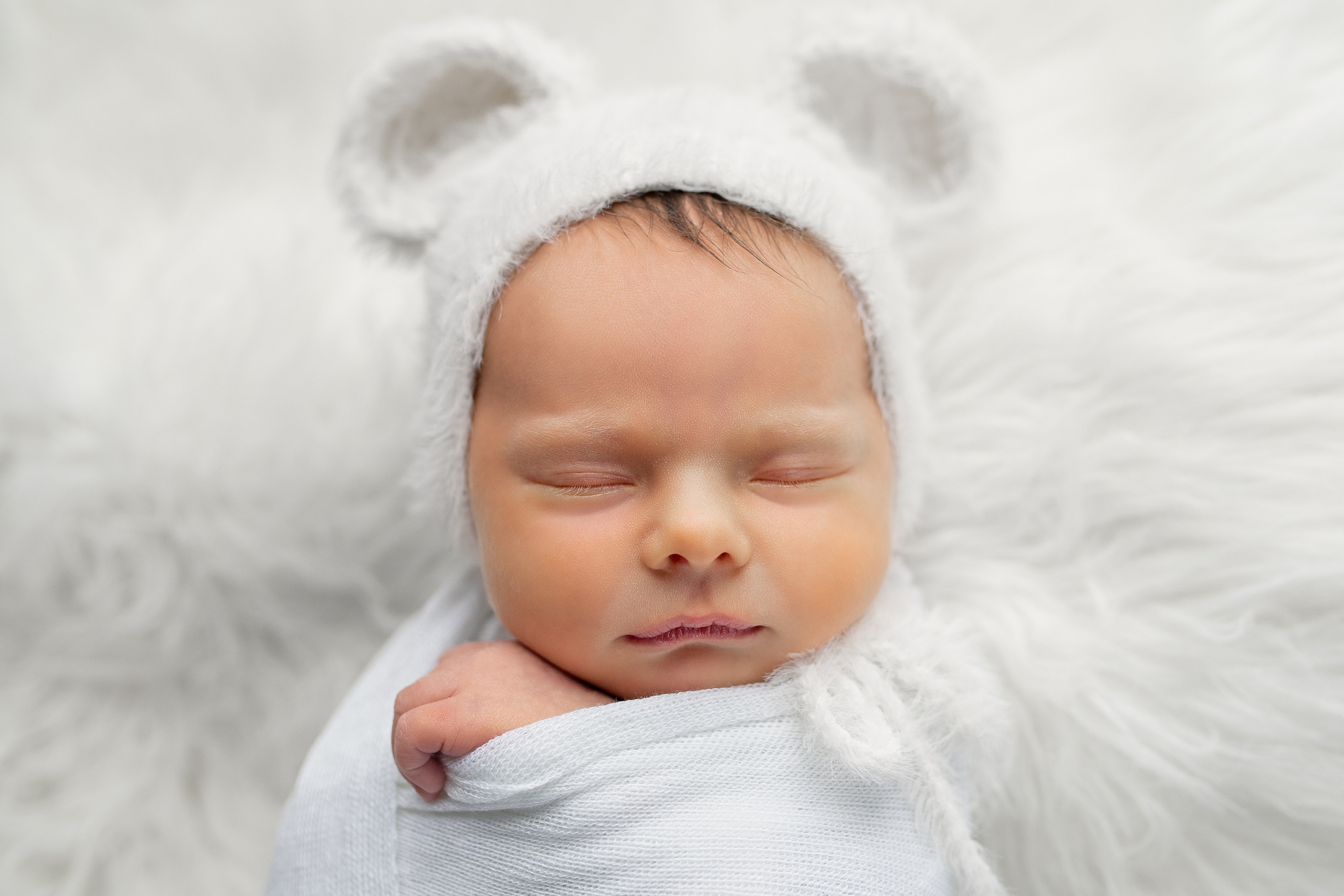 Newborn. Family and kids photographer Anastasiya Hanush in Massachusetts