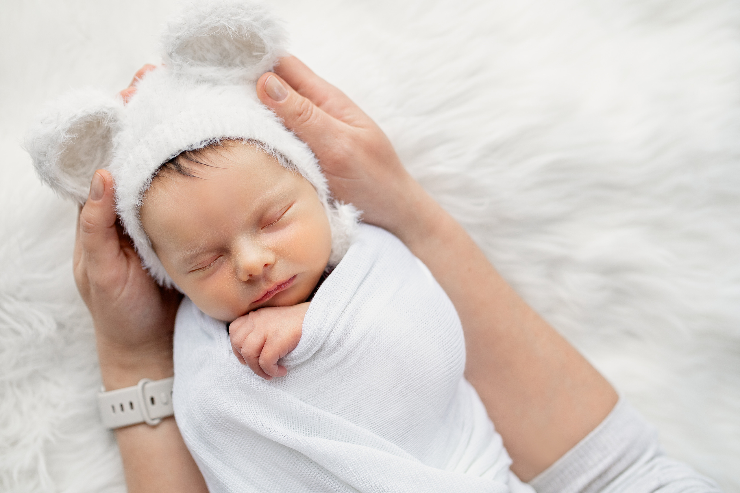 Newborn. Family and kids photographer Anastasiya Hanush in Massachusetts